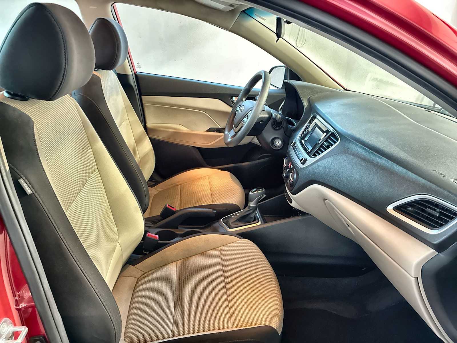 Thumbnail: 2022 Hyundai Accent - 24