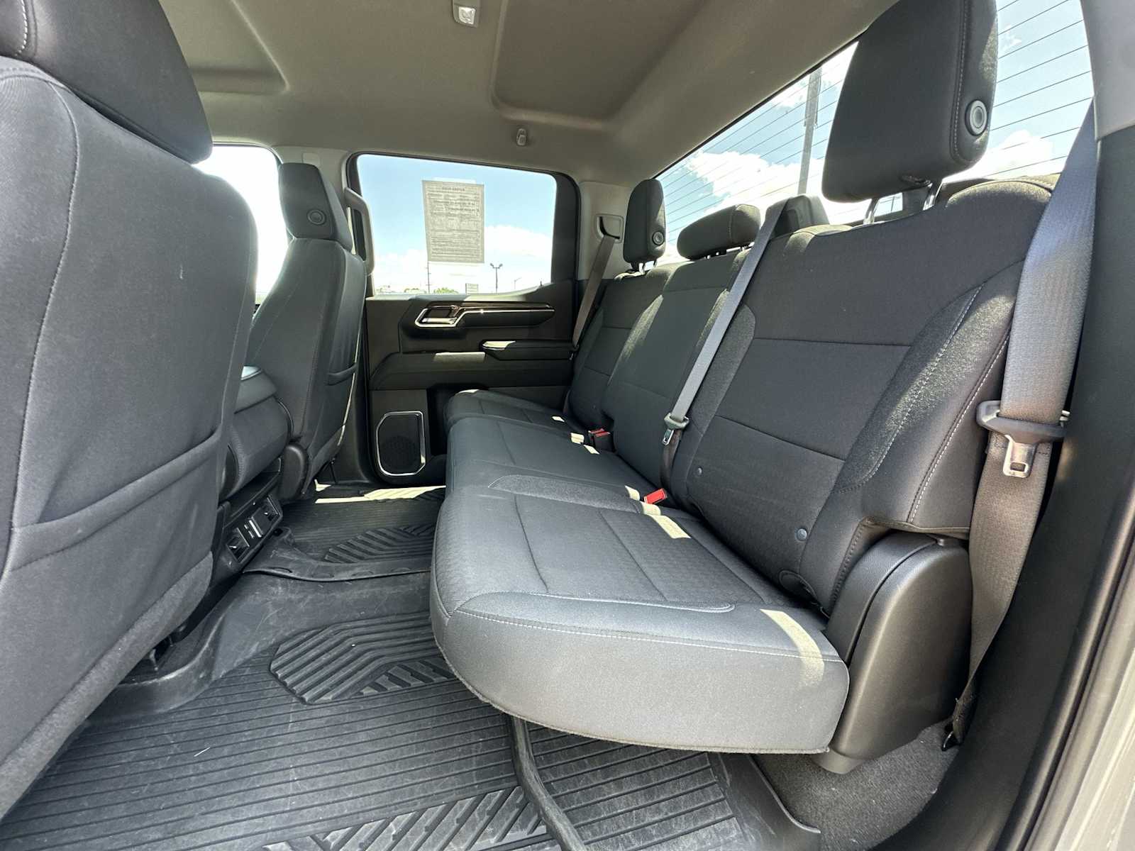 Thumbnail: 2024 Chevrolet Silverado 1500 - 23