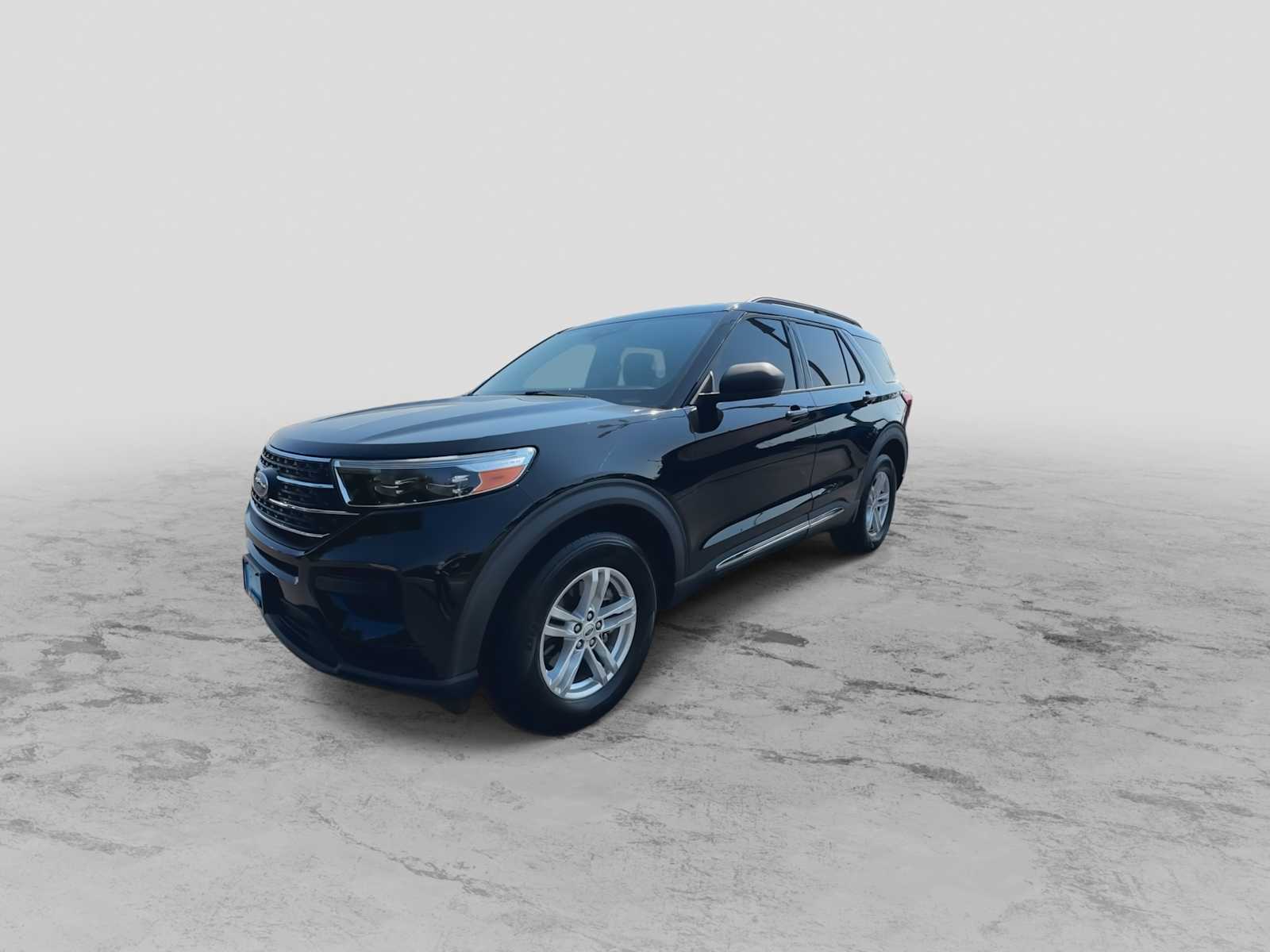 2021 Ford Explorer XLT photo 3