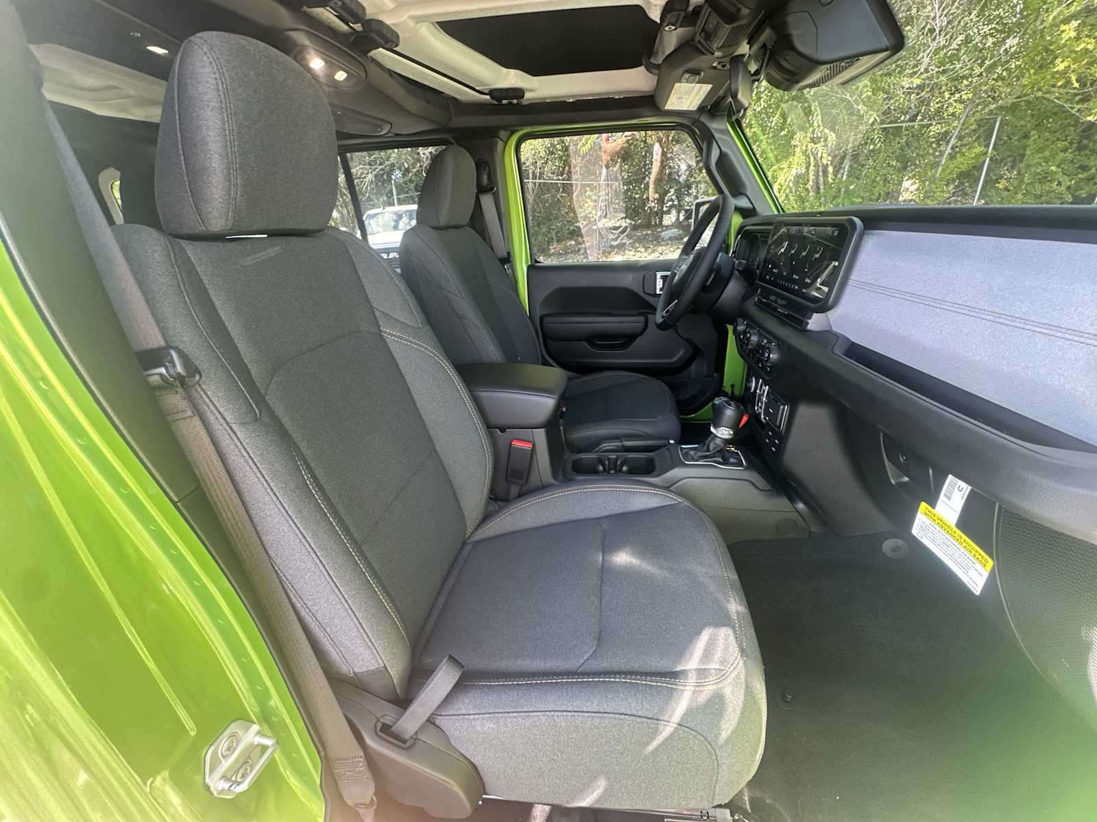 Thumbnail: 2025 Jeep Wrangler - 23