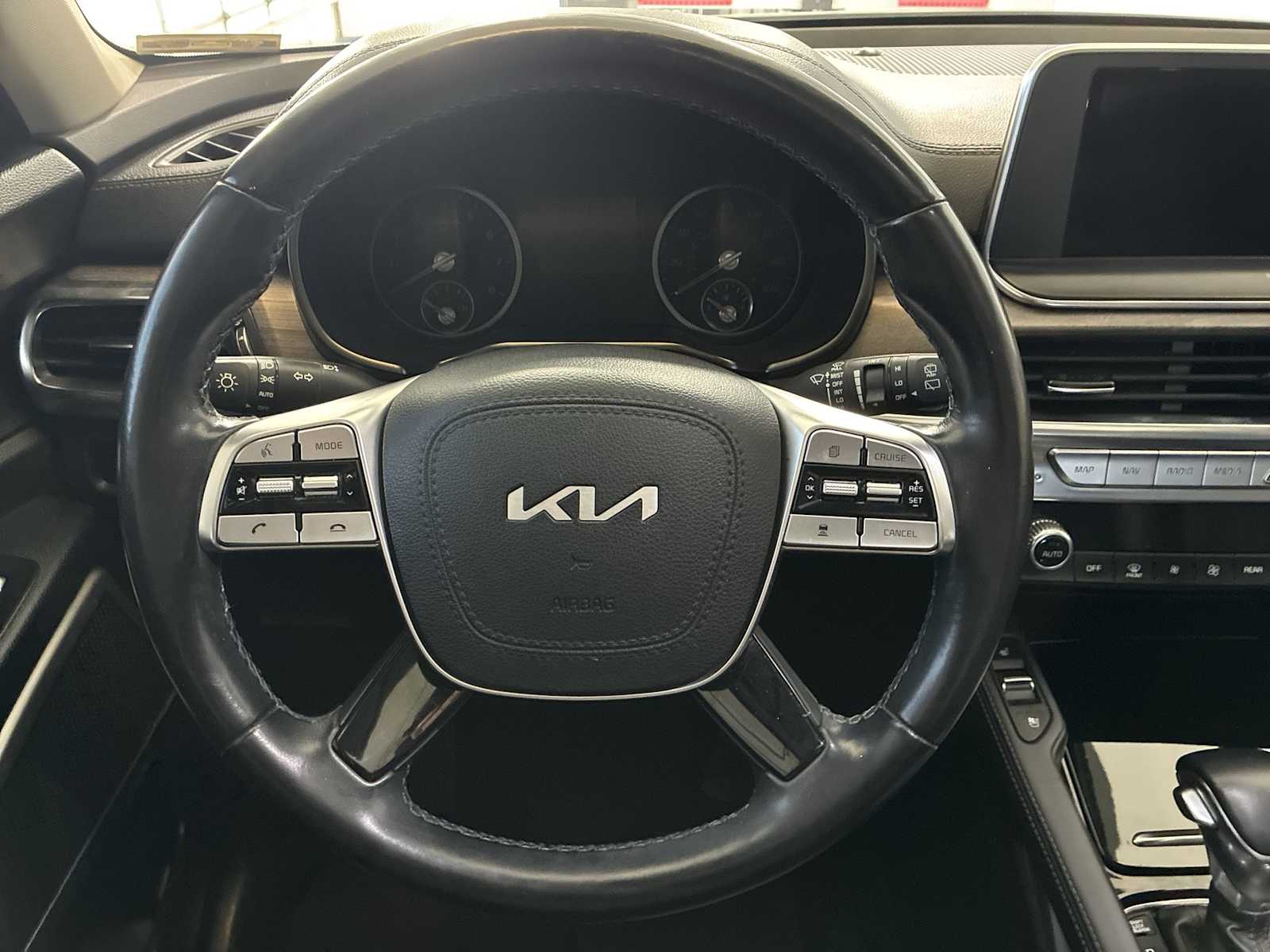 Thumbnail: 2022 Kia Telluride - 11