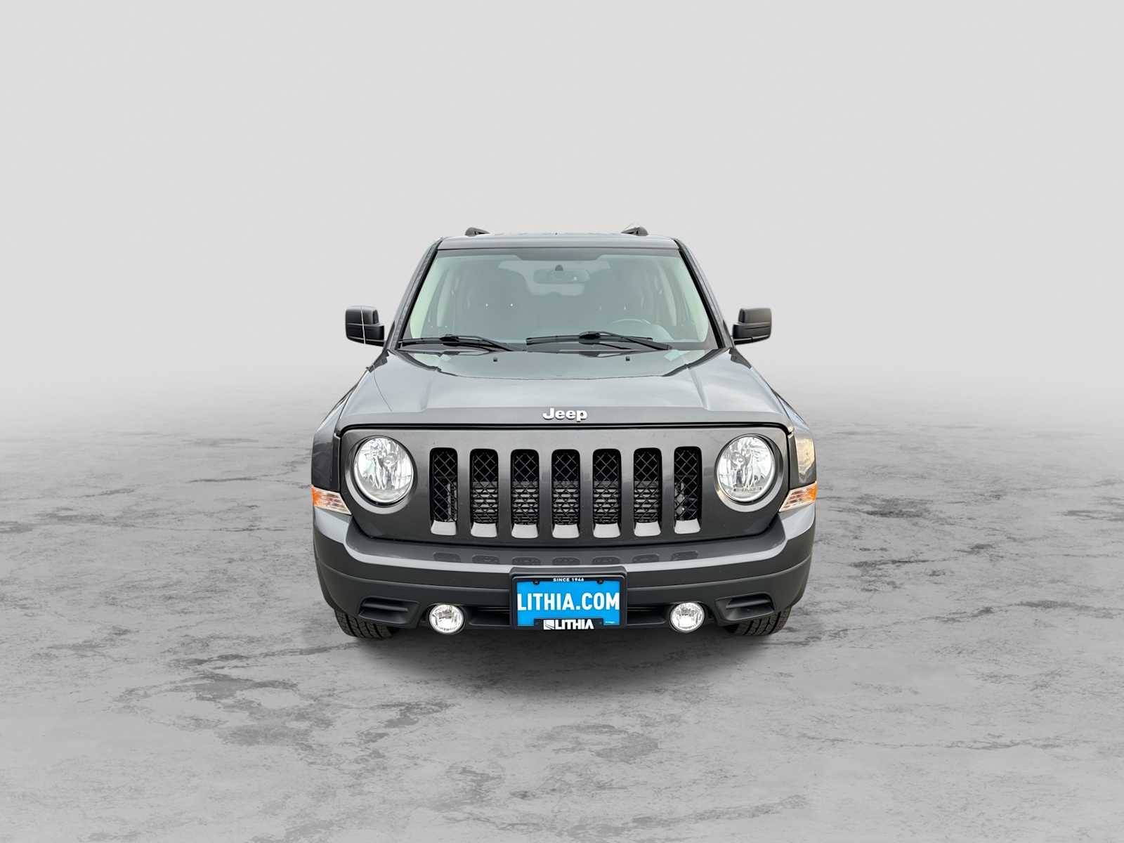 Thumbnail: 2016 Jeep Patriot - 3