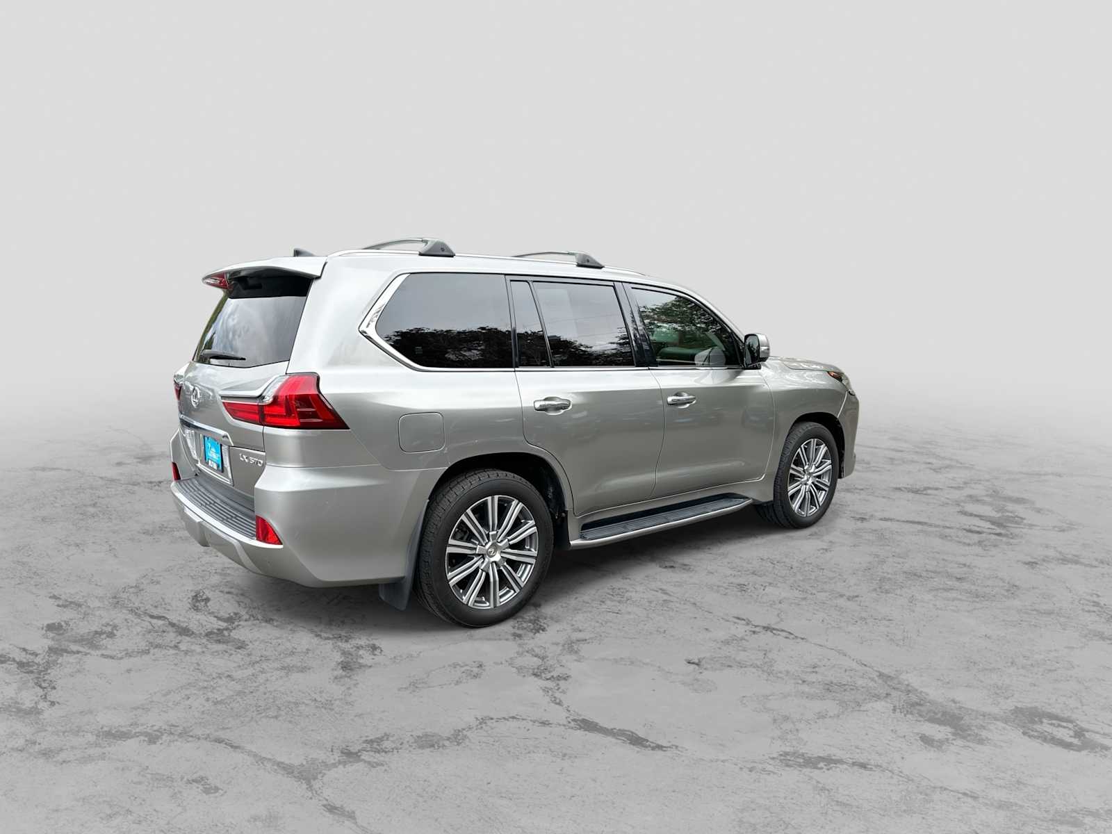 2017 Lexus LX 570 - Photo 8