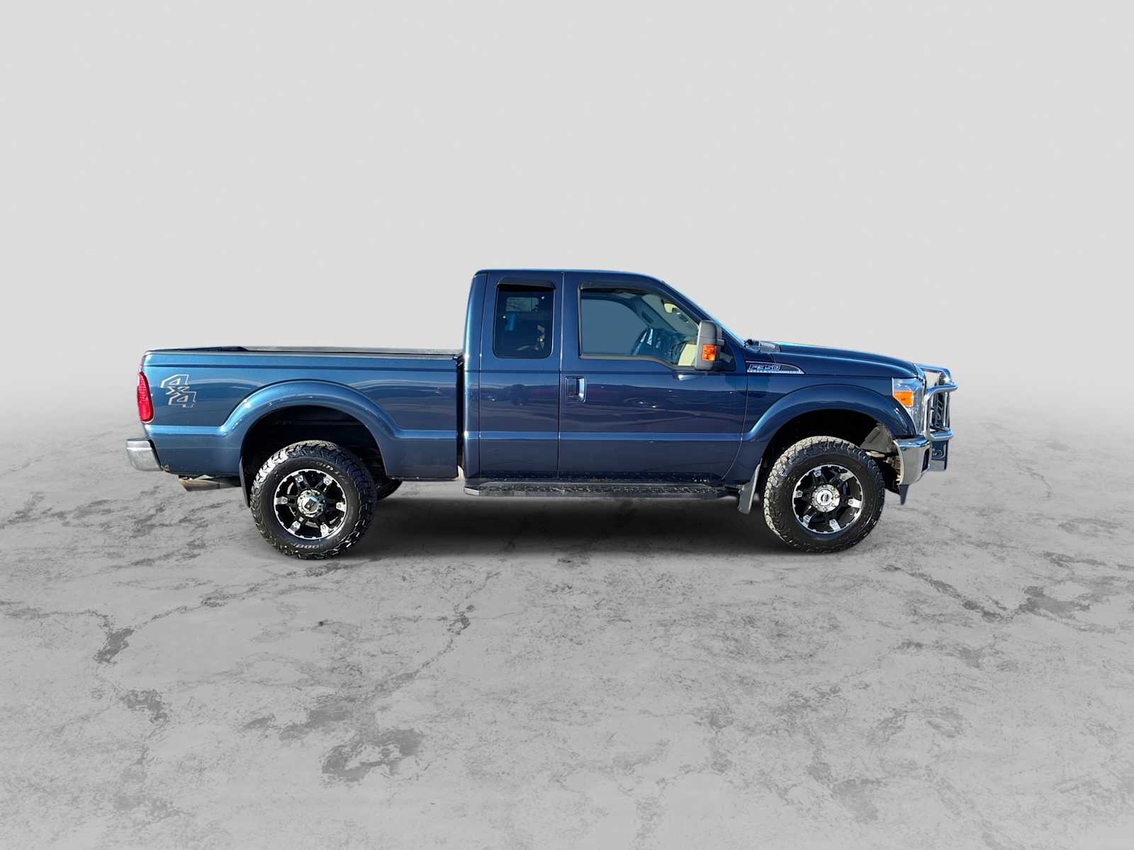 Thumbnail: 2015 Ford F-350 - 9