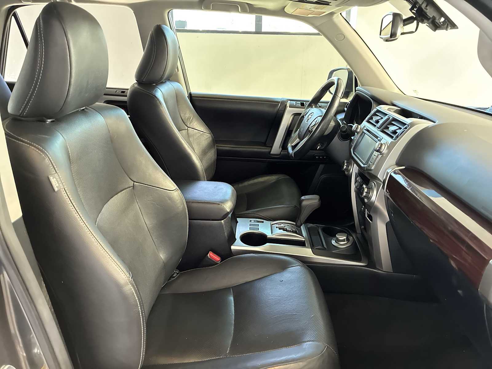 Thumbnail: 2019 Toyota 4Runner - 27