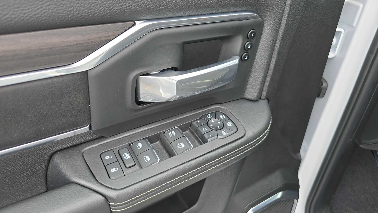 2025 RAM 3500 Laramie 24