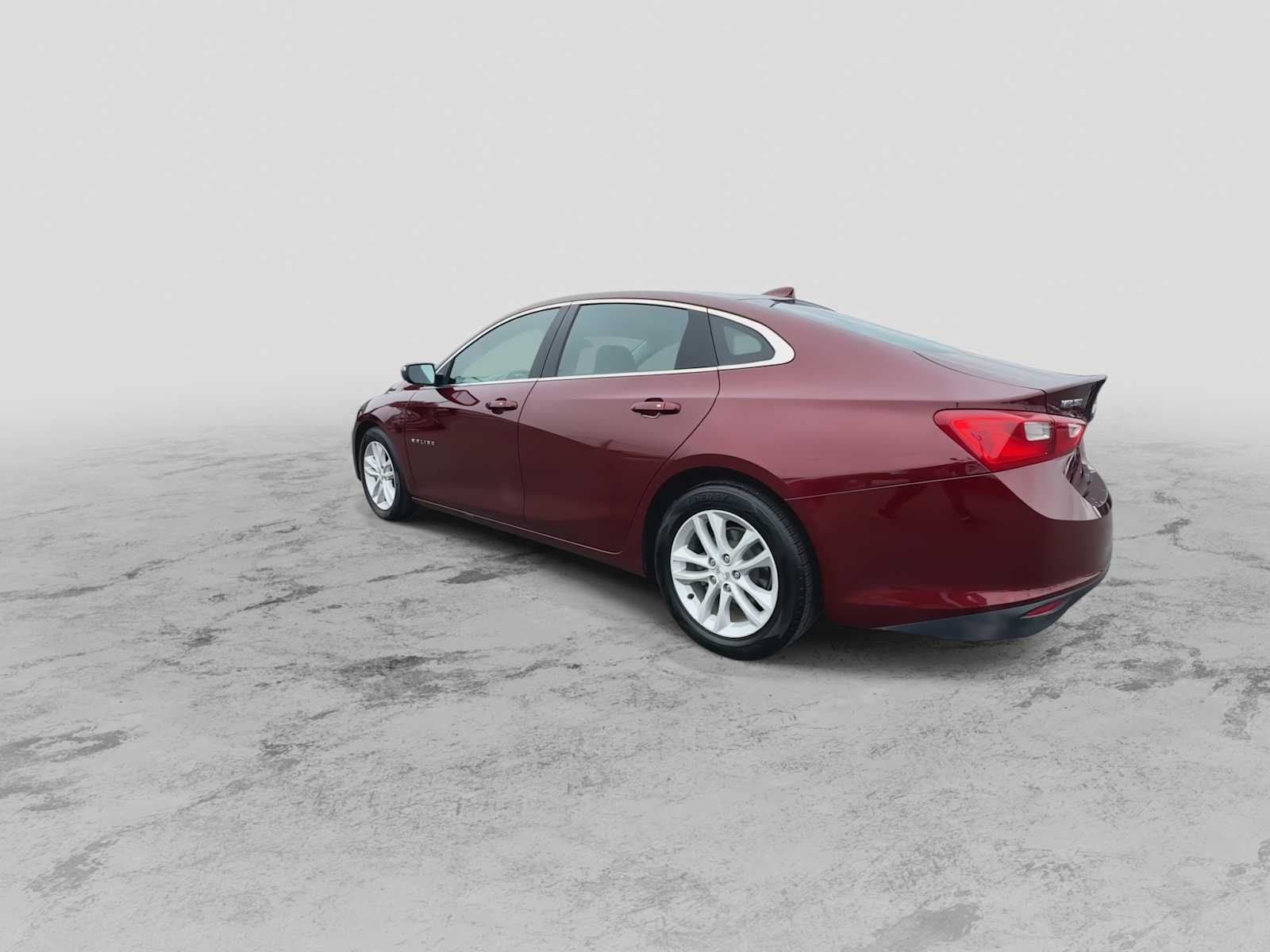 Thumbnail: 2016 Chevrolet Malibu - 6