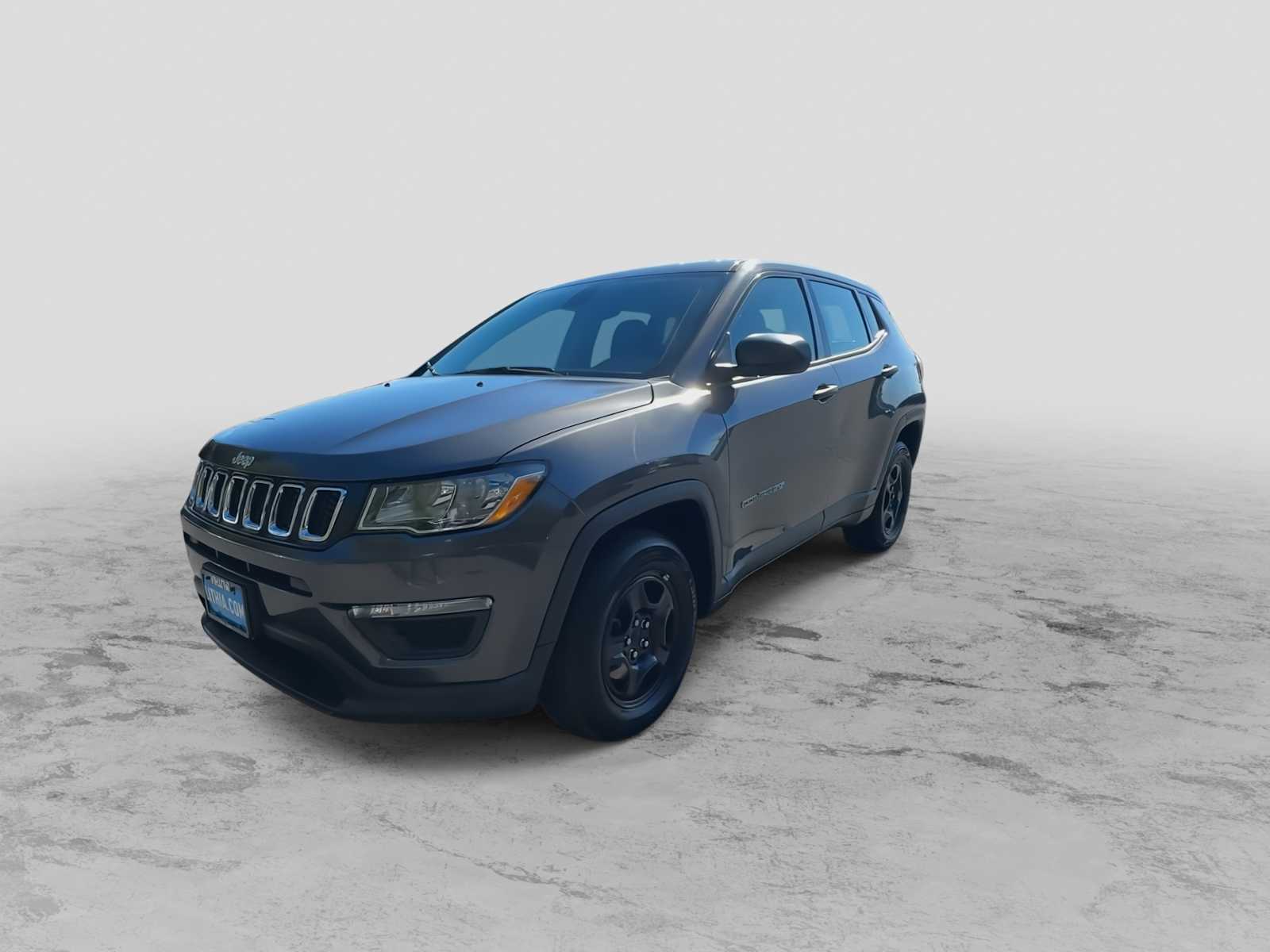 2018 Jeep Compass Sport photo 2