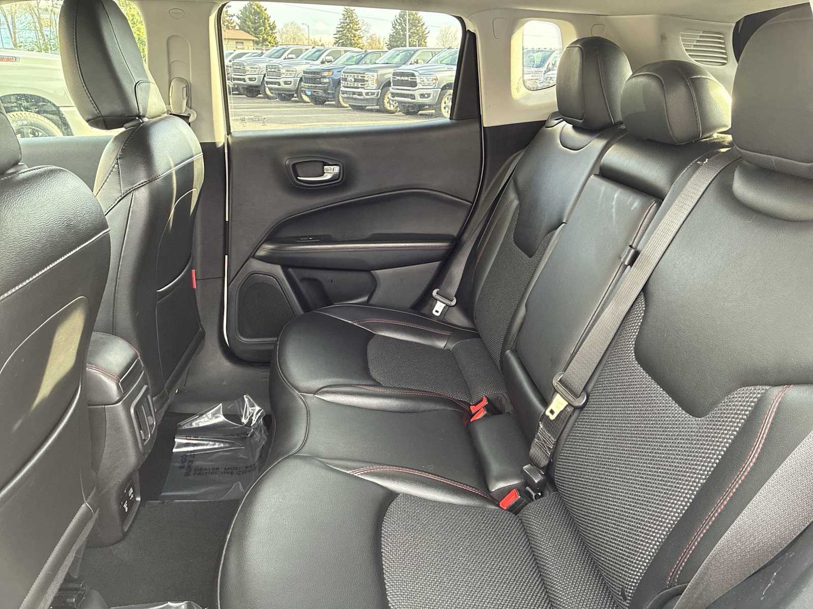 Thumbnail: 2020 Jeep Compass - 22