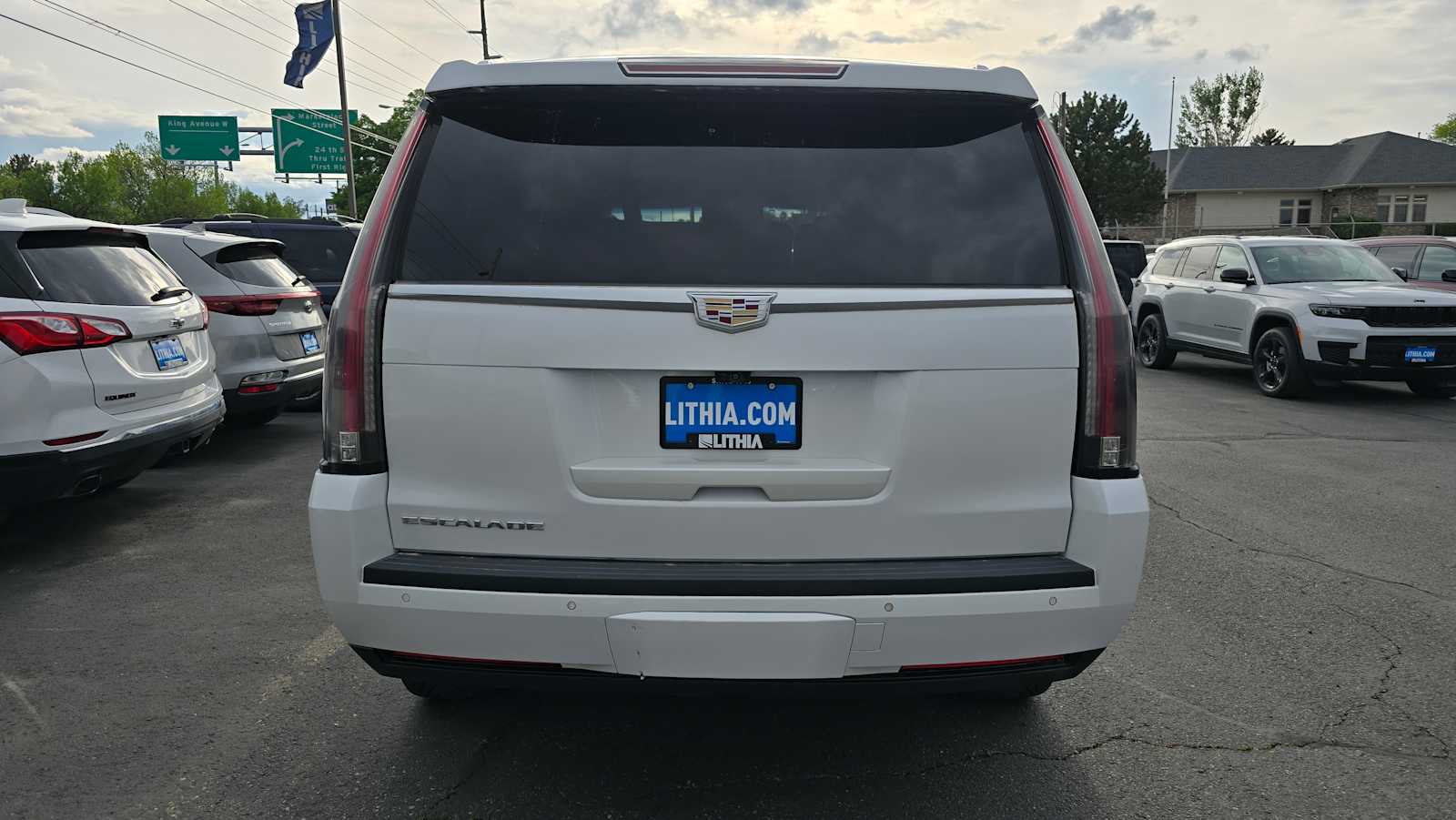 Thumbnail: 2018 Cadillac Escalade - 7