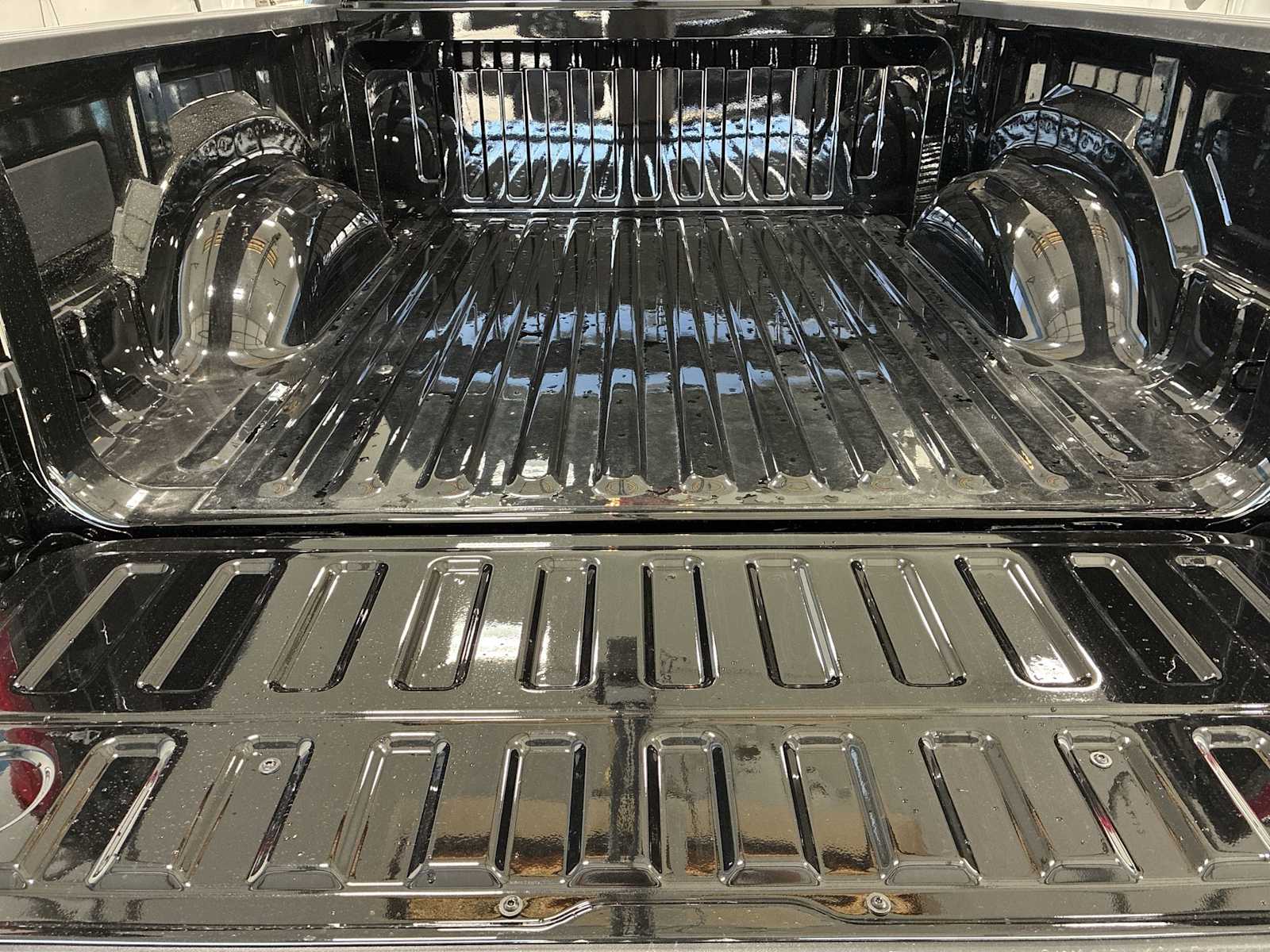 Thumbnail: 2026 RAM 1500 - 20