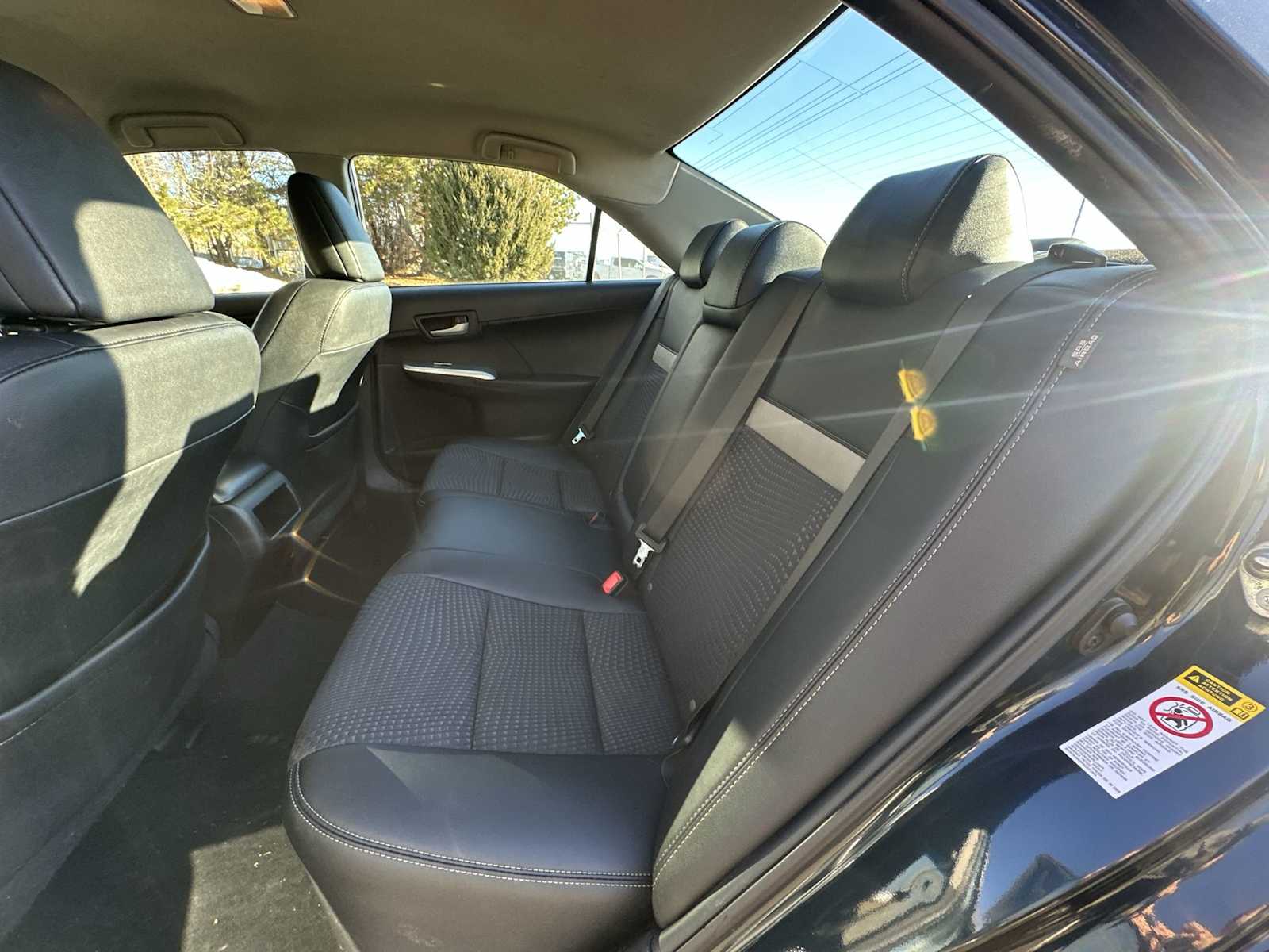 Thumbnail: 2013 Toyota Camry - 21