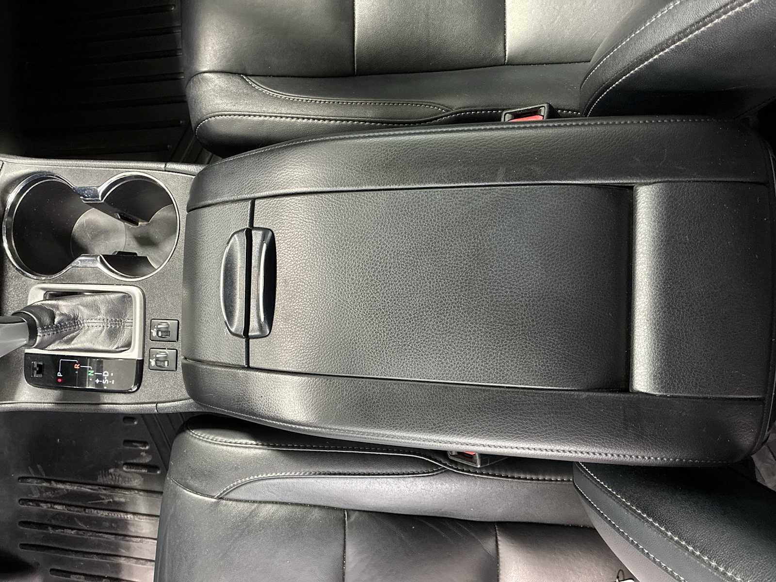 Thumbnail: 2018 Toyota Highlander - 22