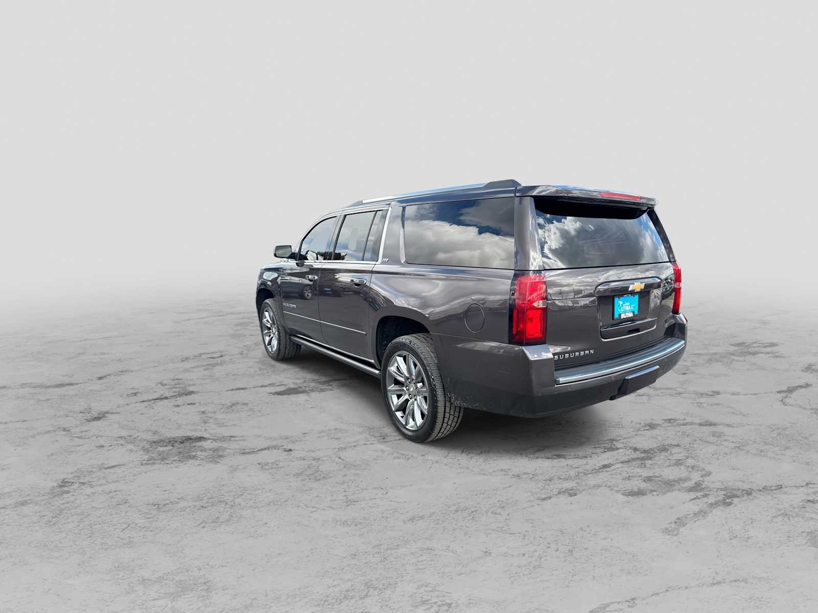 Thumbnail: 2015 Chevrolet Suburban - 6