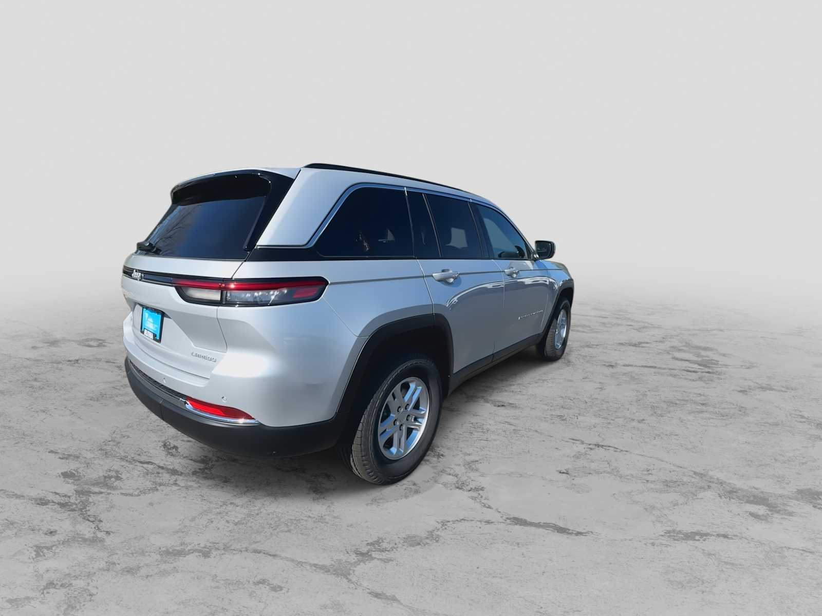 Thumbnail: 2025 Jeep Grand Cherokee - 8