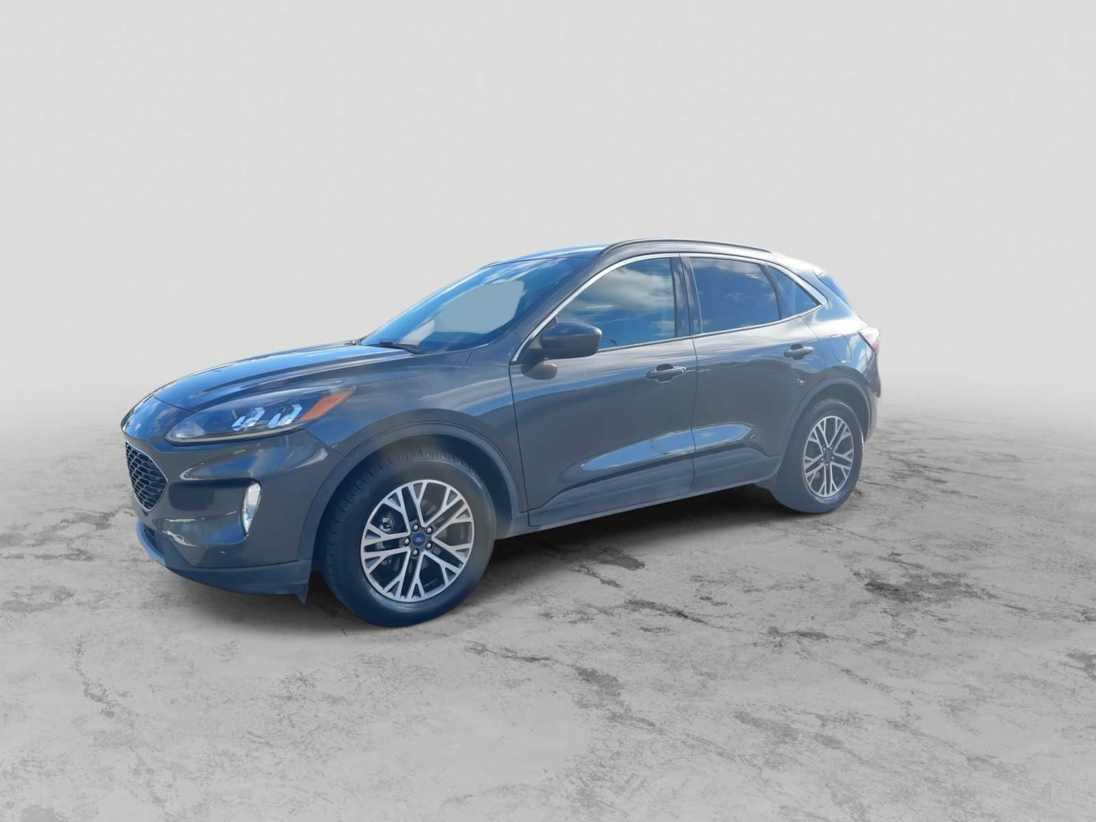 2020 Ford Escape SEL photo 4