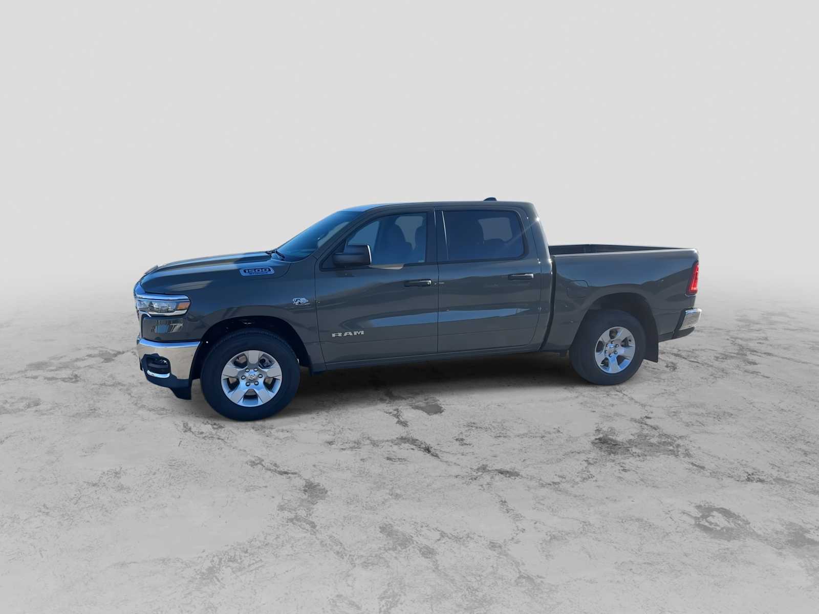 Thumbnail: 2026 RAM 1500 - 4