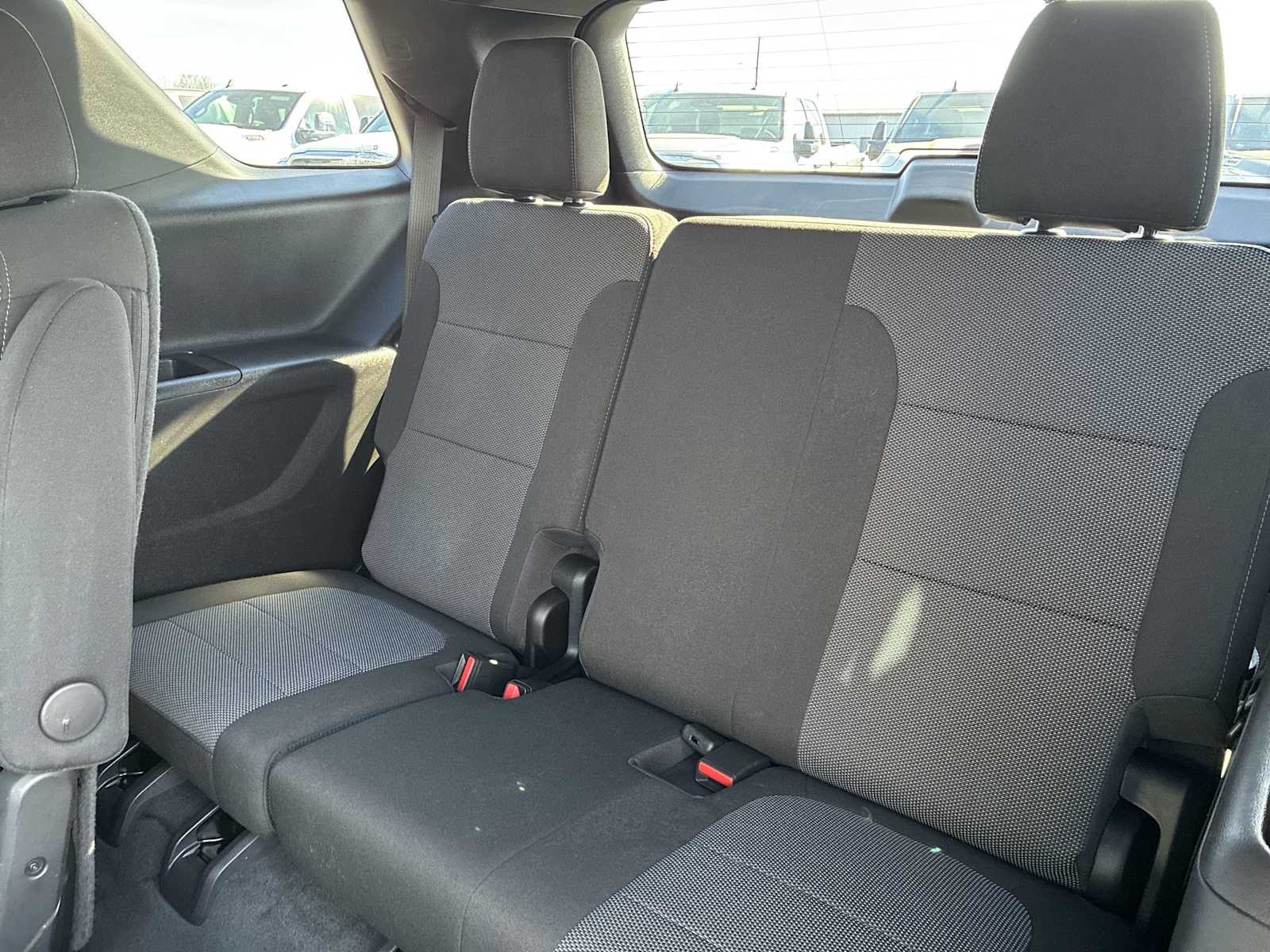 Thumbnail: 2022 Chevrolet Traverse - 25