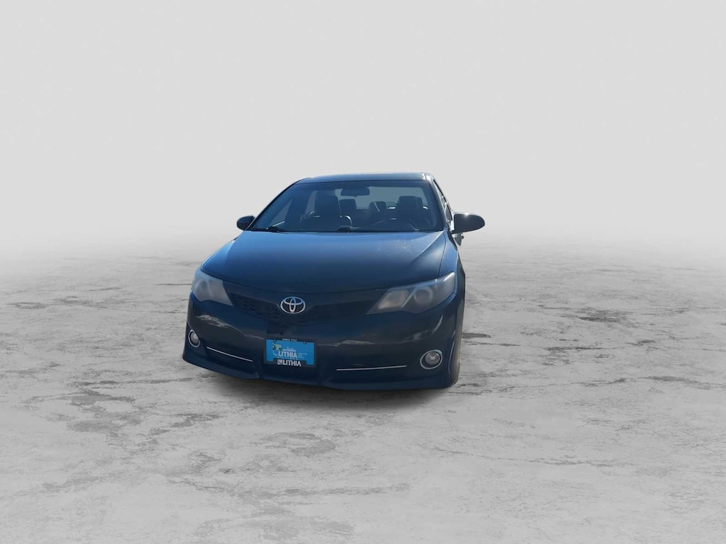 Used 2013 Toyota Camry SE Sedan