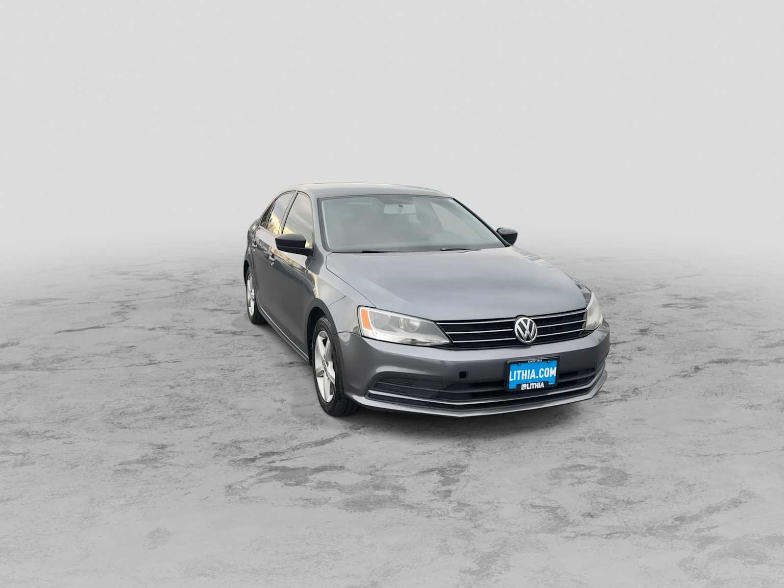 Thumbnail: 2016 Volkswagen Jetta - 3