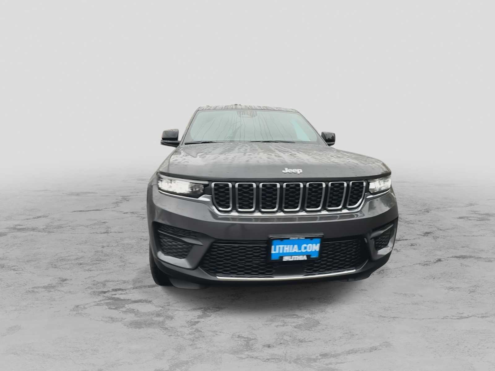 Thumbnail: 2025 Jeep Grand Cherokee - 3