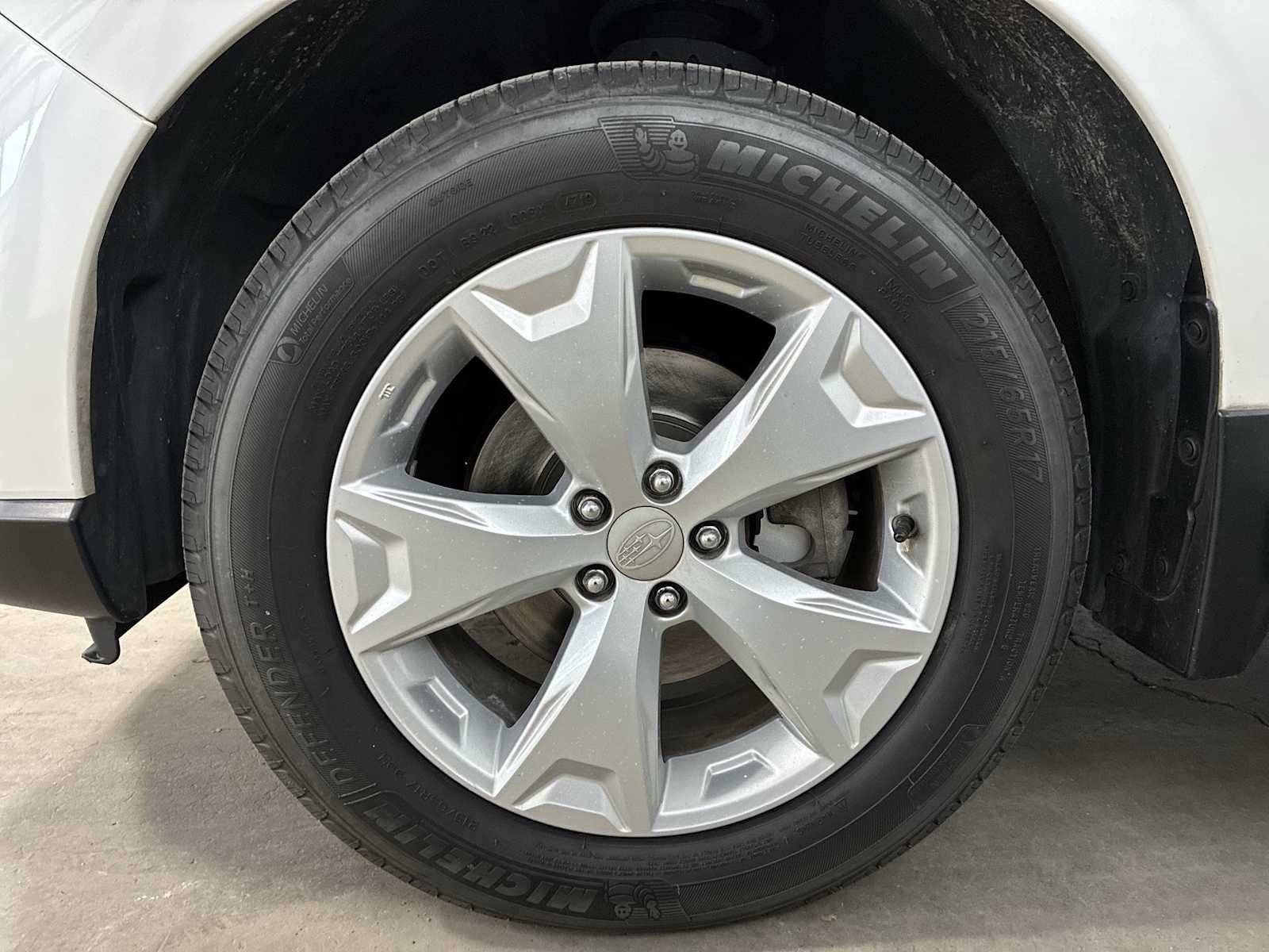 Thumbnail: 2015 Subaru Forester - 18