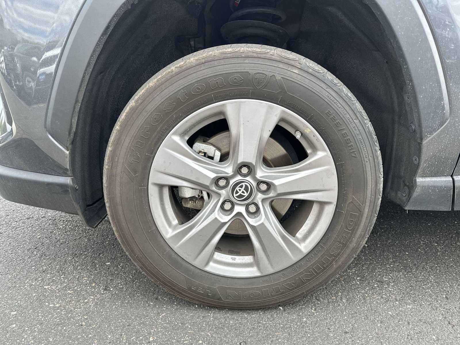 Thumbnail: 2023 Toyota RAV4 - 17