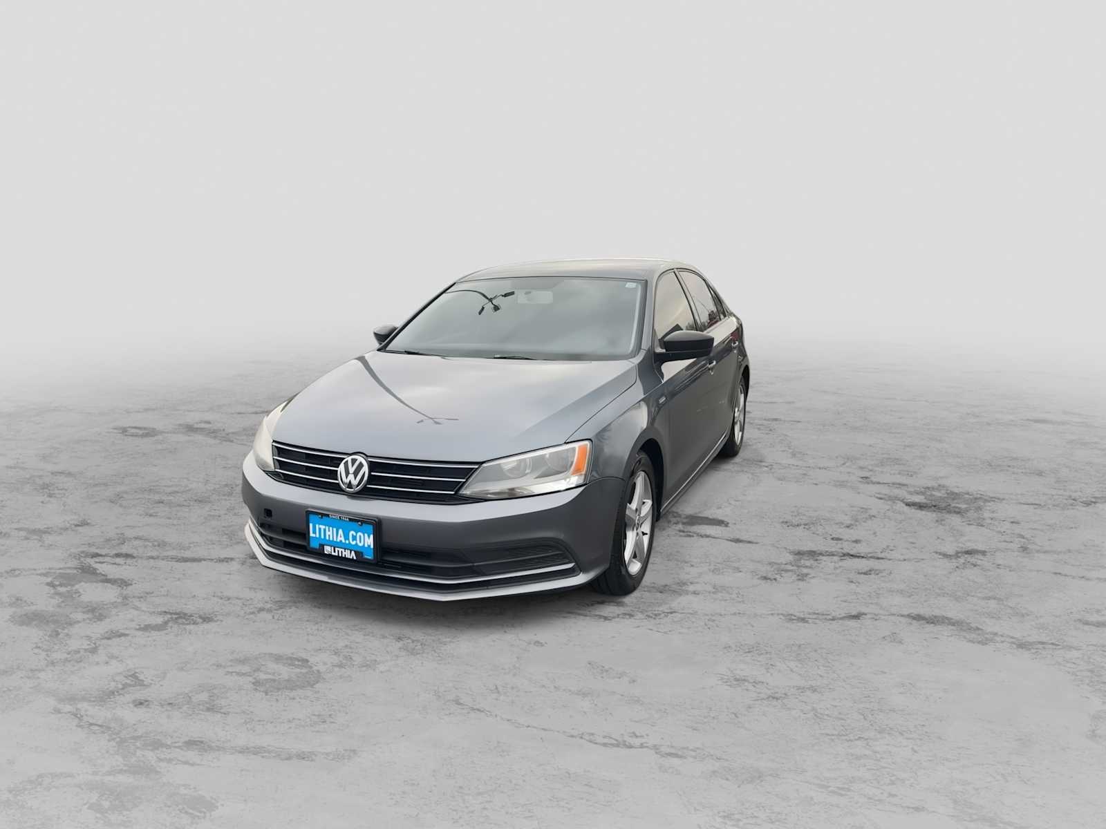 Thumbnail: 2016 Volkswagen Jetta - 4