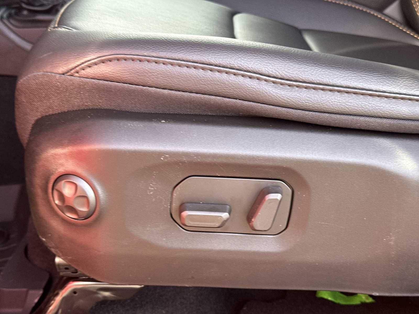 Thumbnail: 2026 Jeep Wrangler - 14