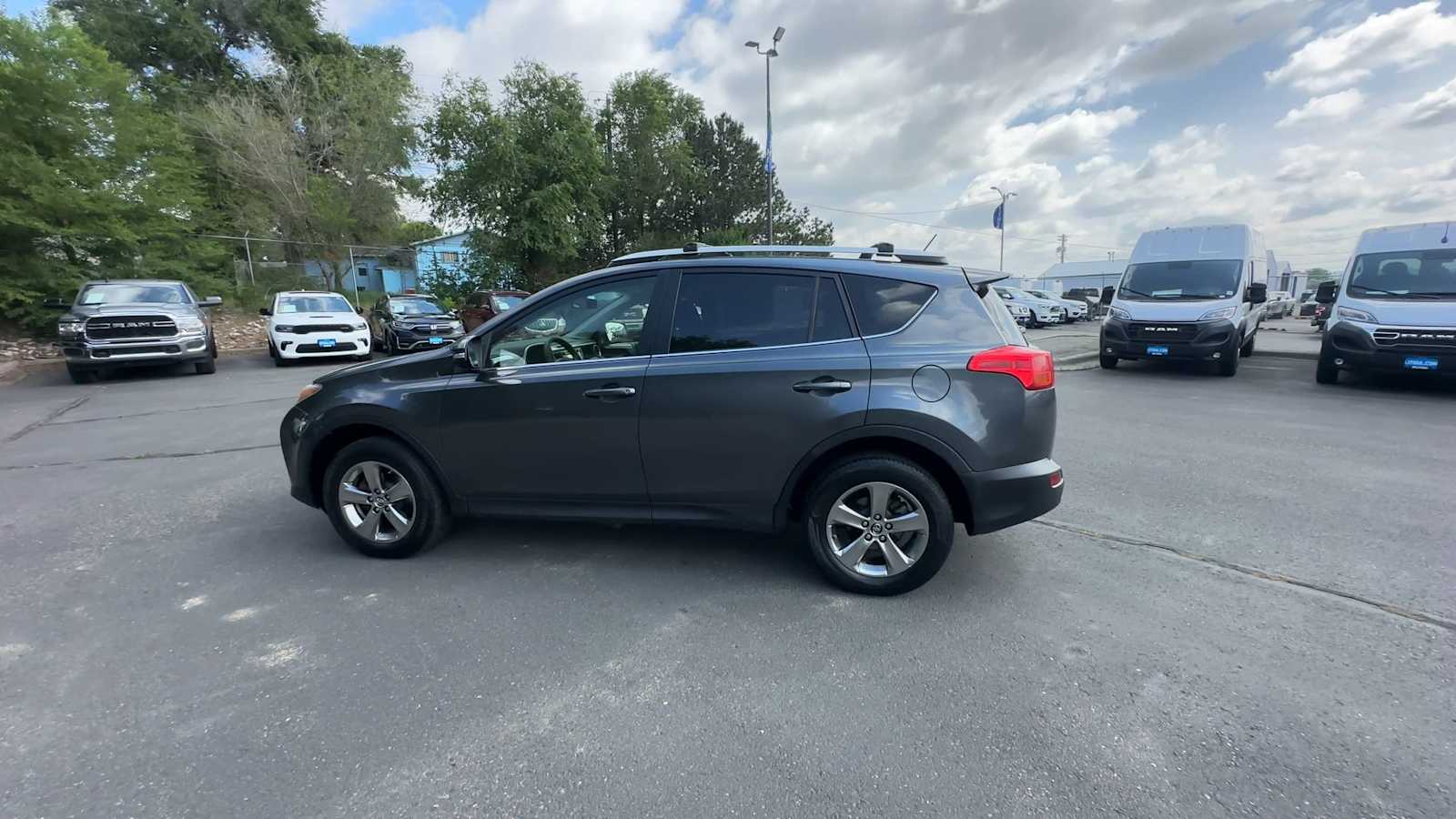 Thumbnail: 2015 Toyota RAV4 - 5