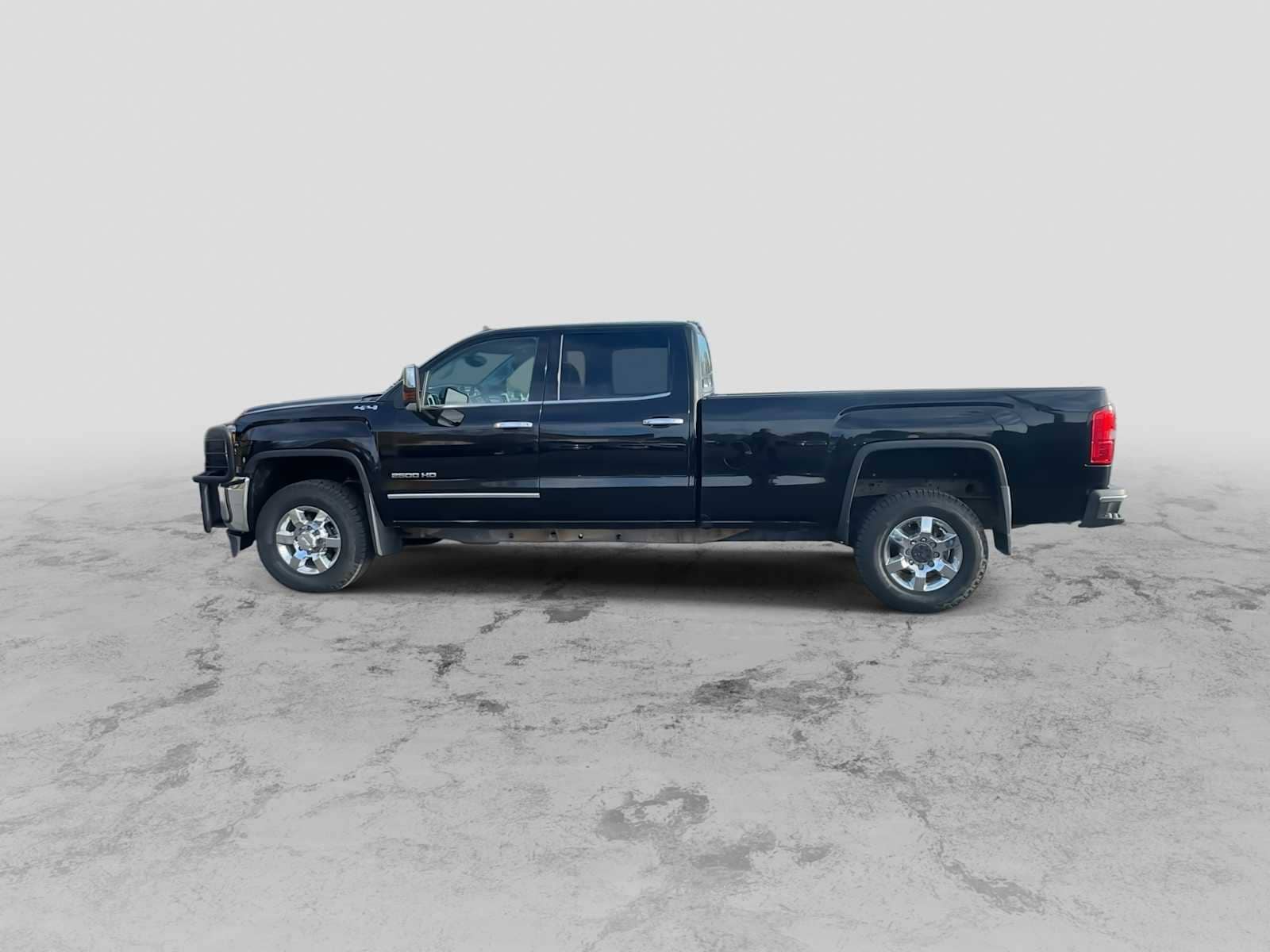 Thumbnail: 2018 GMC Sierra 2500 - 5