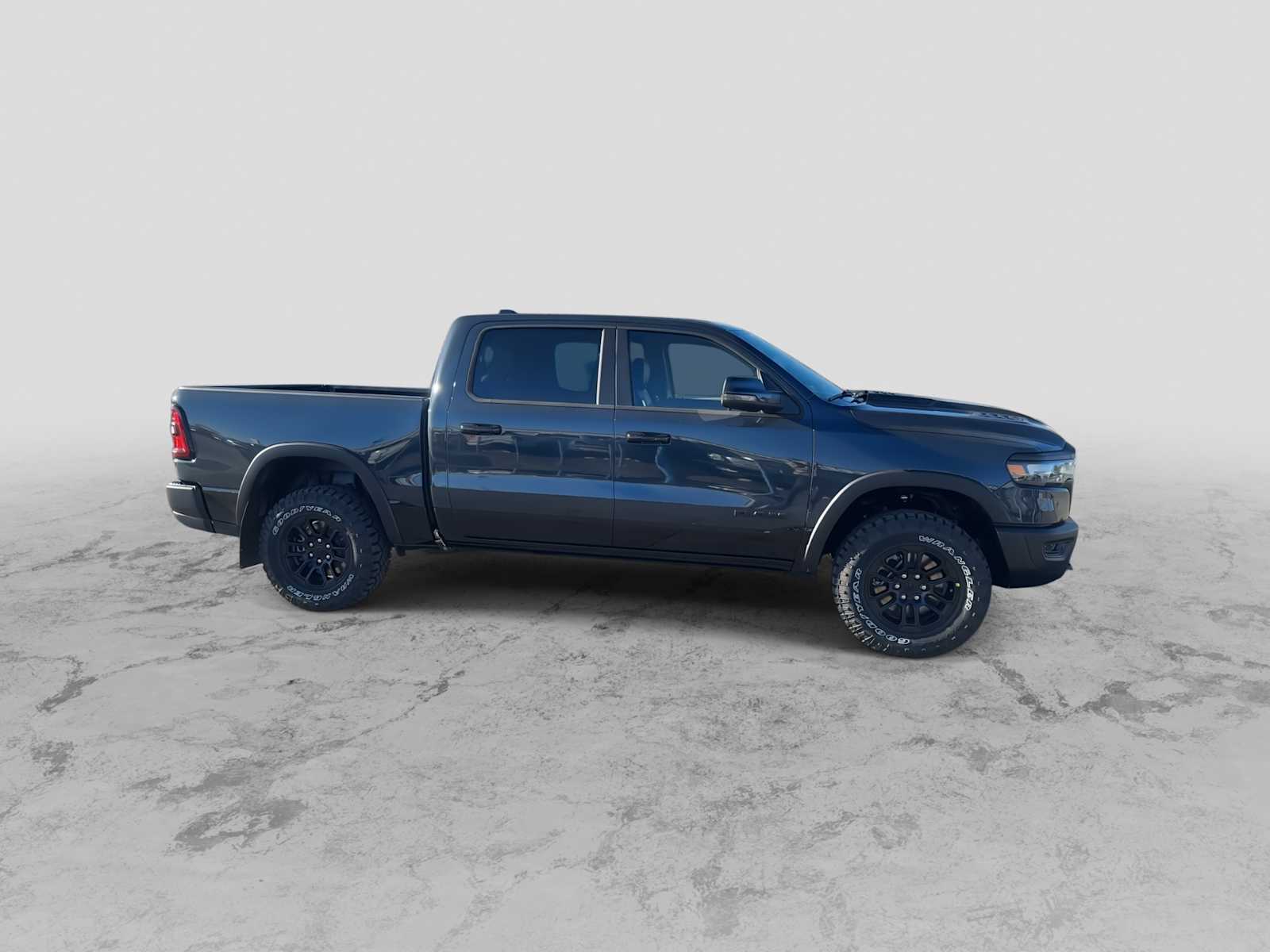 Thumbnail: 2026 RAM 1500 - 9