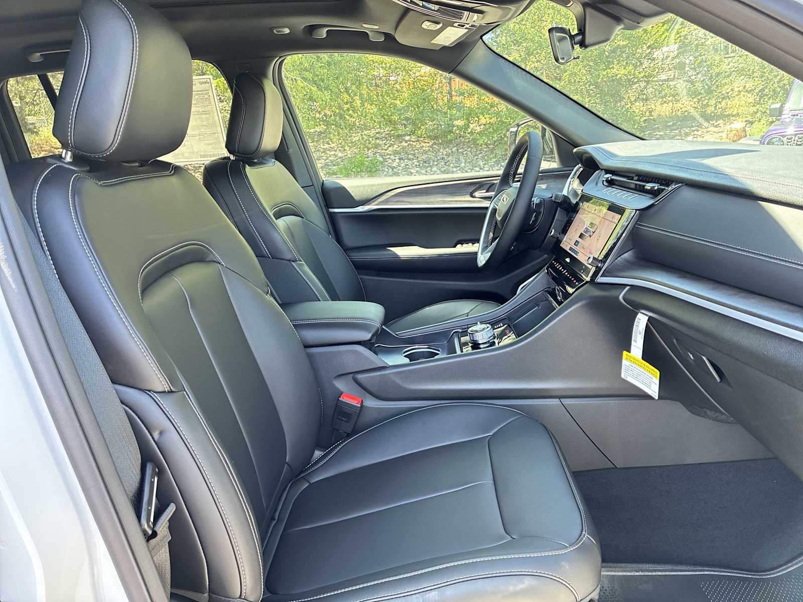 Thumbnail: 2026 Jeep Grand Cherokee - 26
