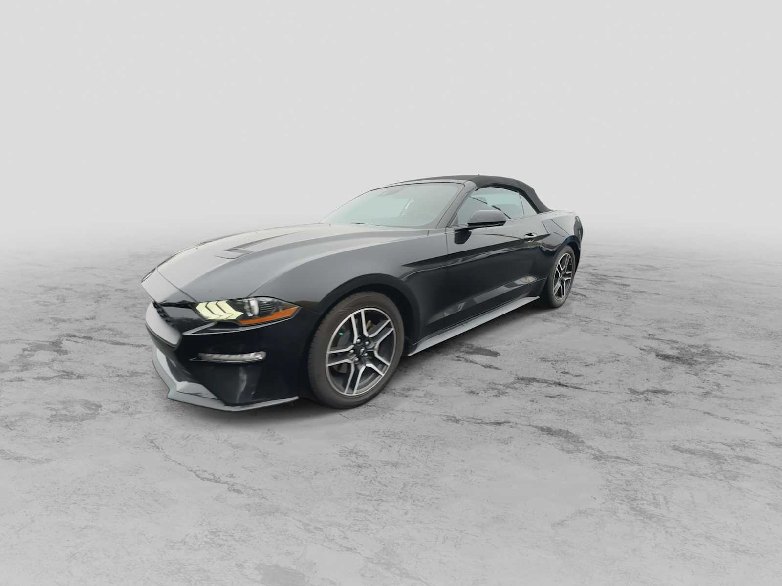 2022 Ford Mustang Convertible photo 4