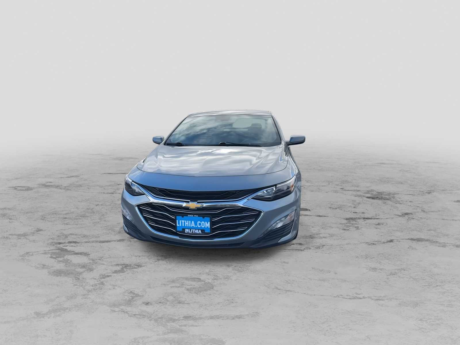 Thumbnail: 2024 Chevrolet Malibu - 3