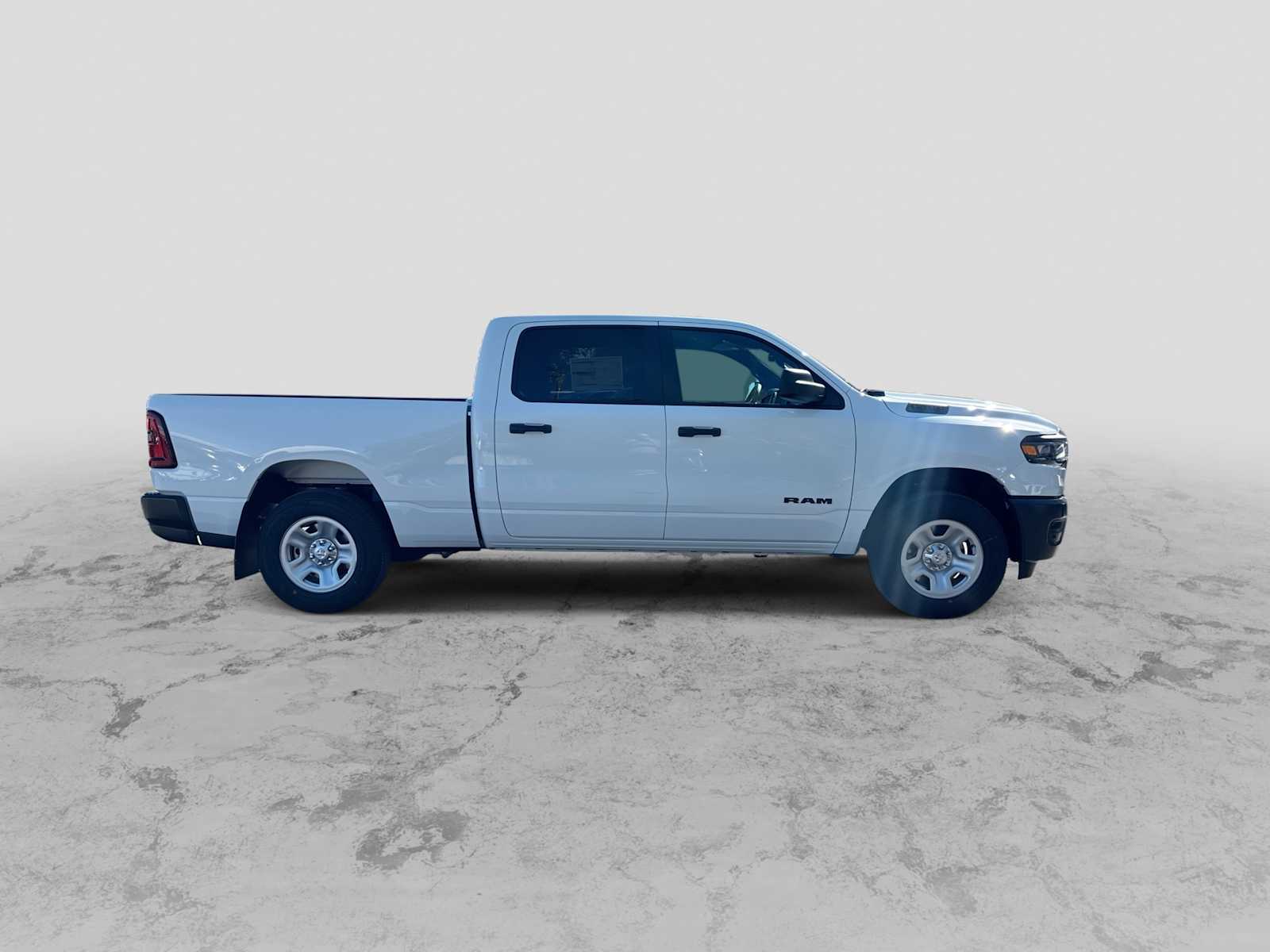 Thumbnail: 2026 RAM 1500 - 9