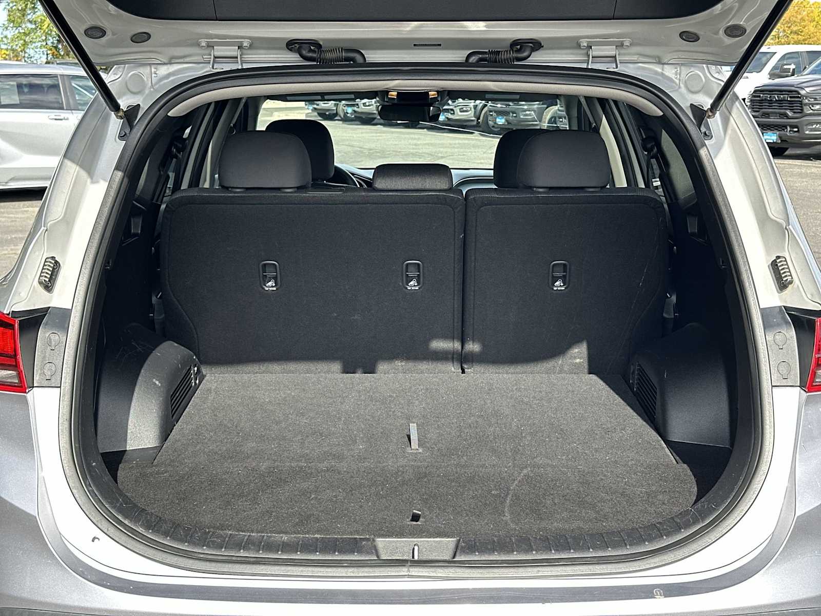 Thumbnail: 2021 Hyundai Santa Fe - 18