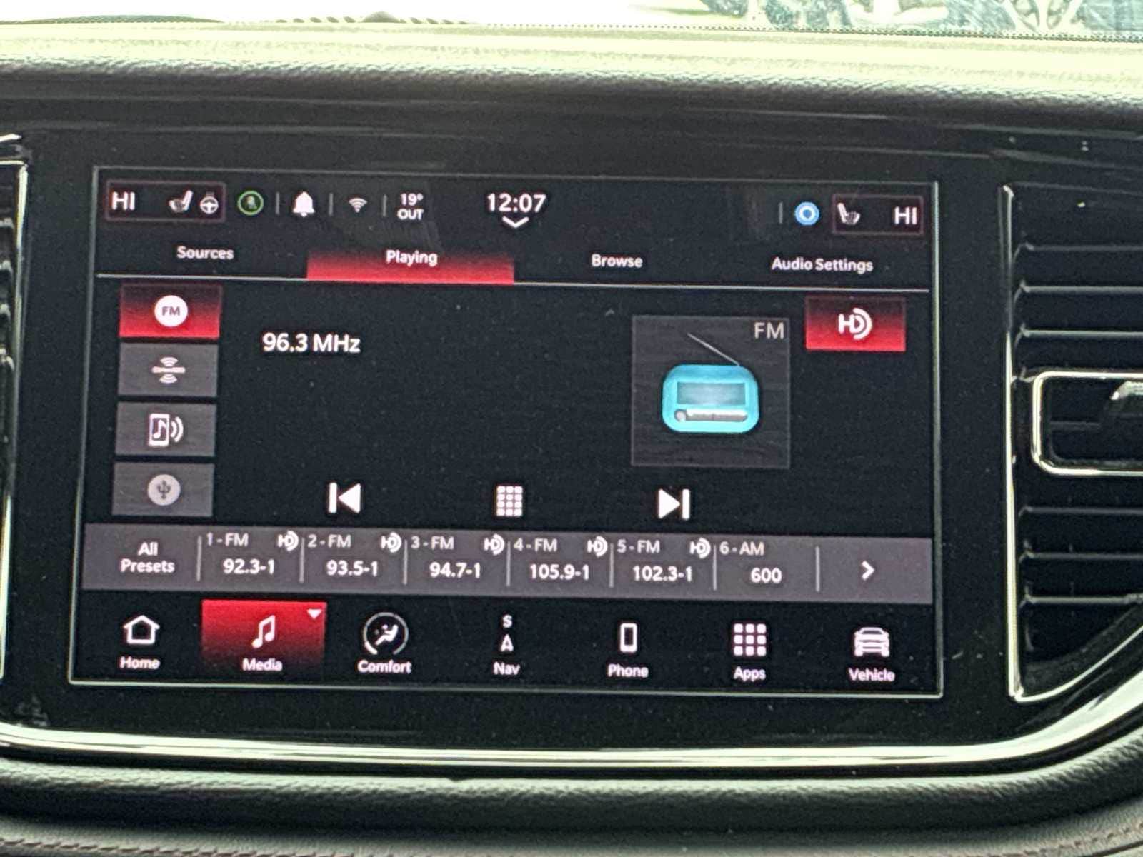 Thumbnail: 2022 Dodge Durango - 12