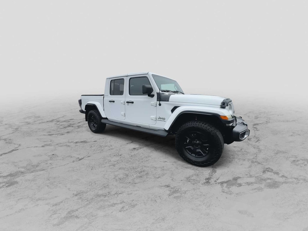 Used 2020 Jeep Gladiator Overland Truck Crew Cab