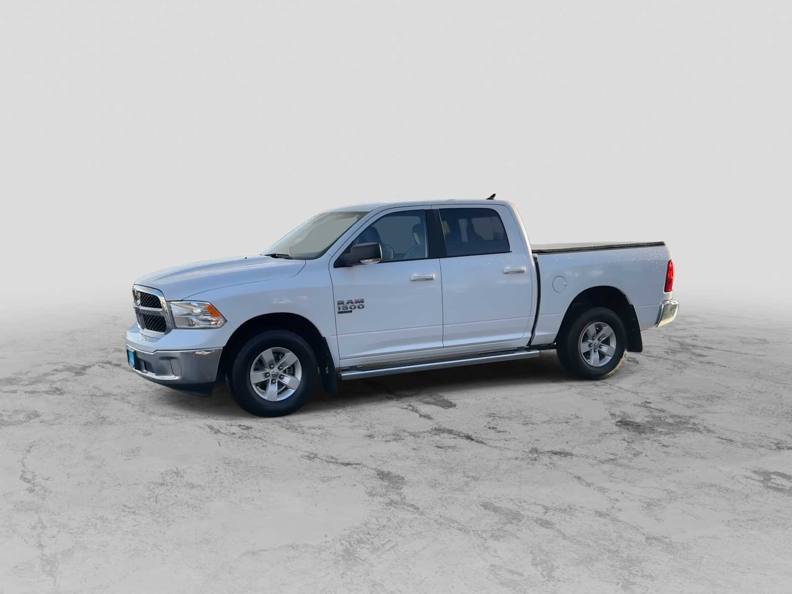 Thumbnail: 2019 RAM 1500 Classic - 4