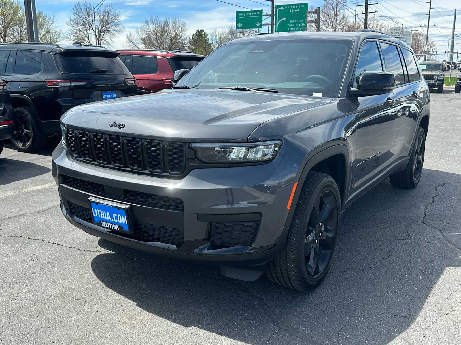 2025 Jeep Grand Cherokee Altitude Hero Image
