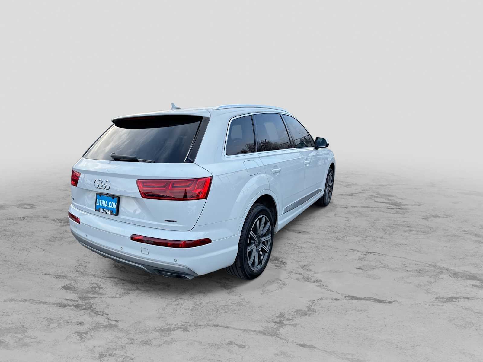 Thumbnail: 2018 Audi Q7 - 9