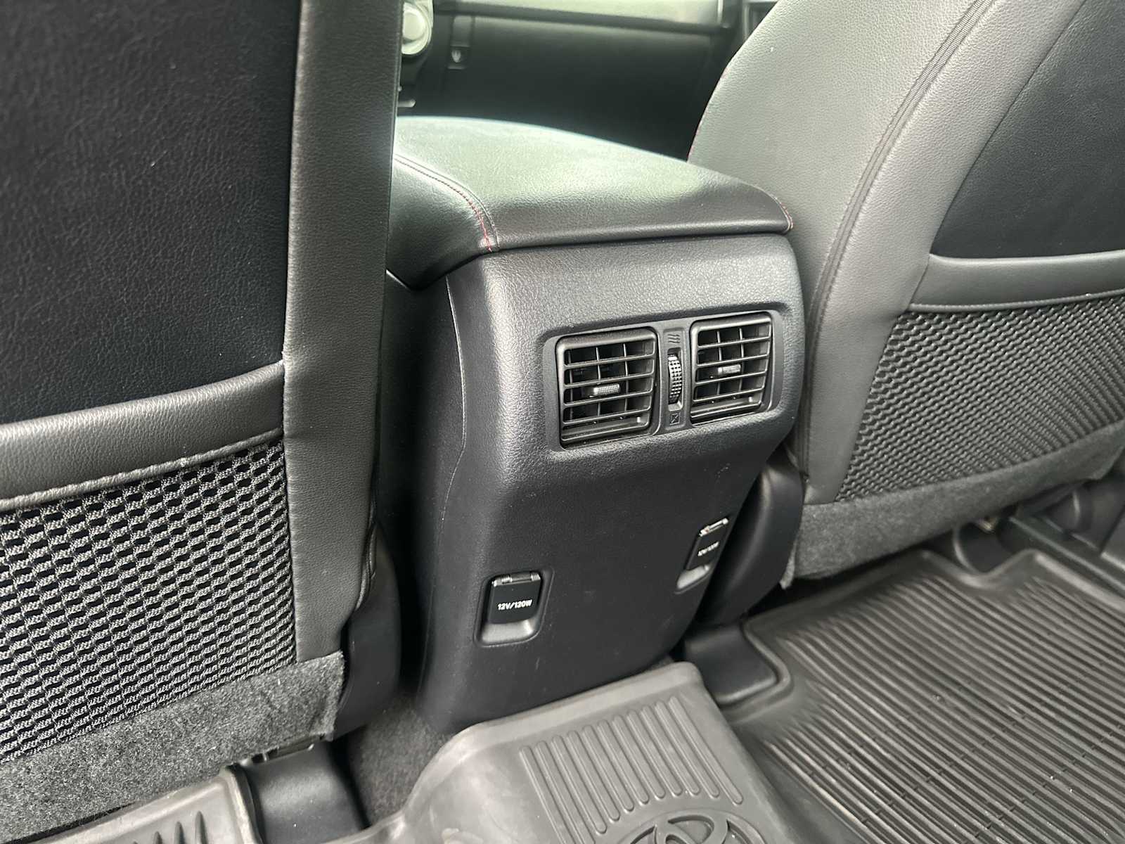 Thumbnail: 2019 Toyota 4Runner - 22