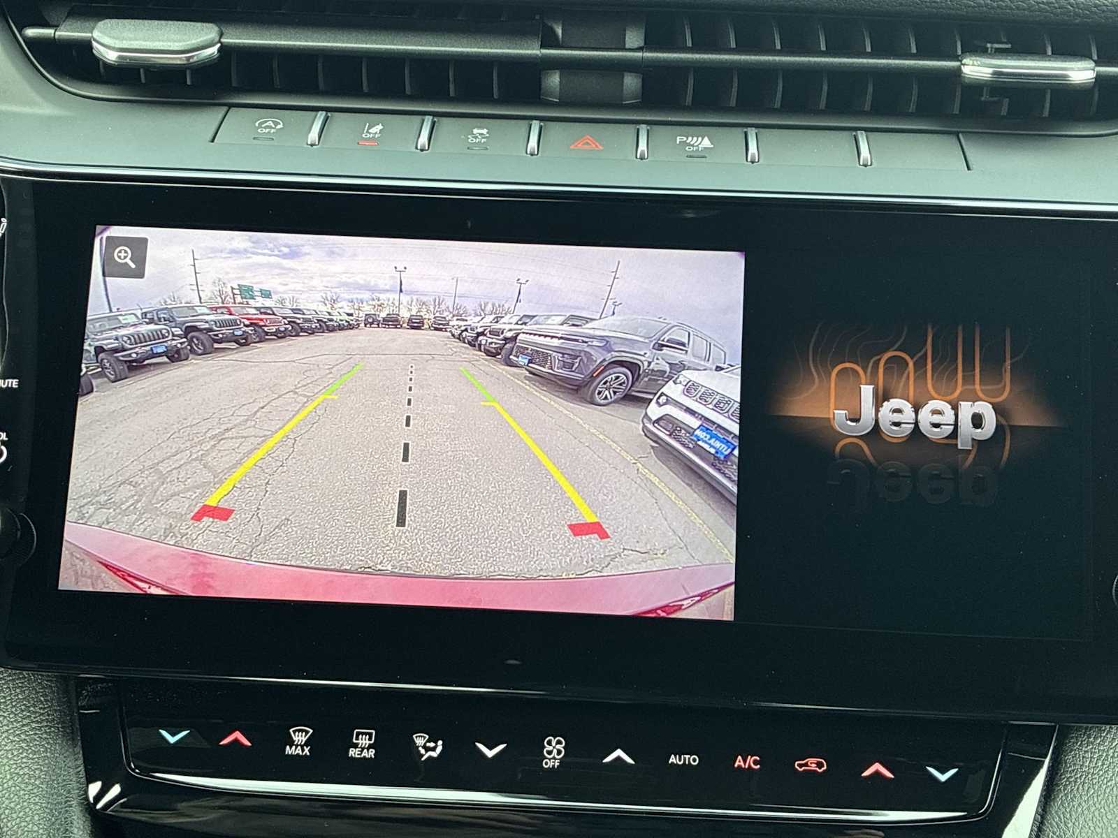 Thumbnail: 2026 Jeep Grand Cherokee - 24