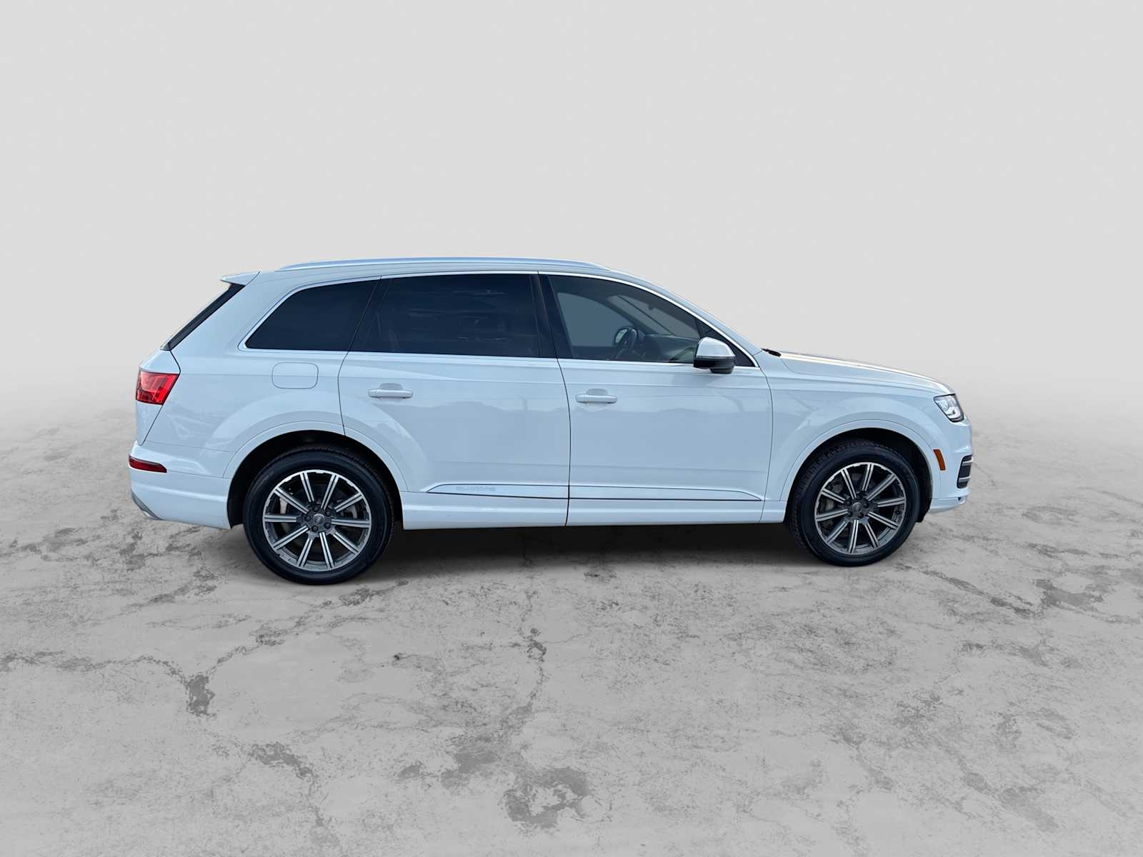 Thumbnail: 2018 Audi Q7 - 10
