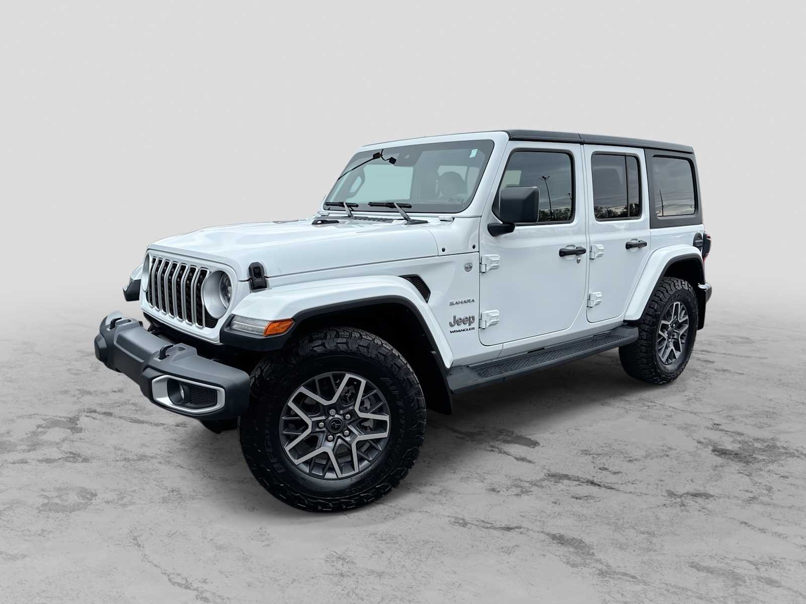 2024 Jeep Wrangler Sahara's photo