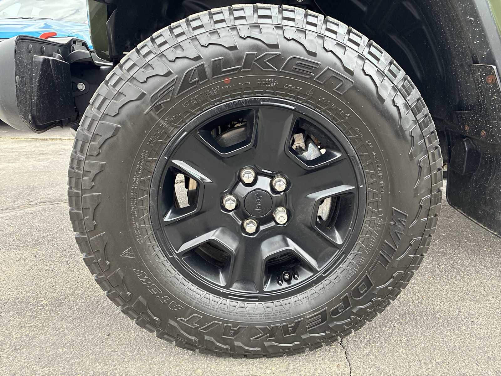 Thumbnail: 2021 Jeep Gladiator - 19