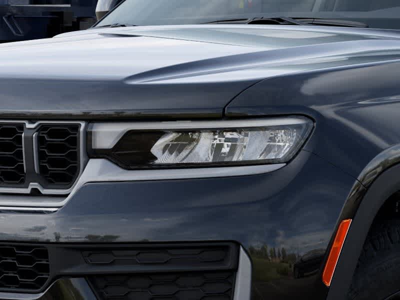 Thumbnail: 2026 Jeep Grand Cherokee - 6