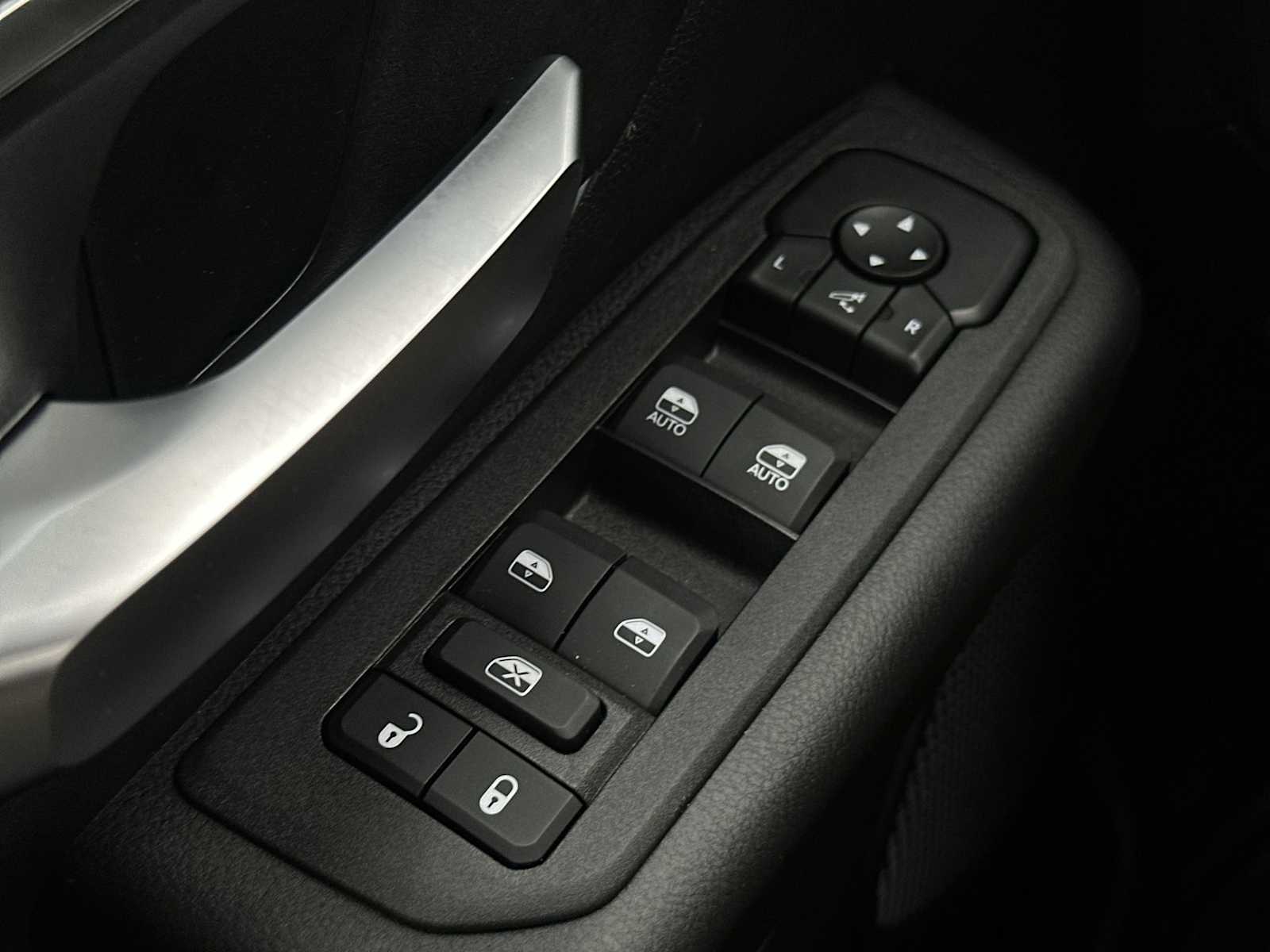 Thumbnail: 2026 RAM 1500 - 15