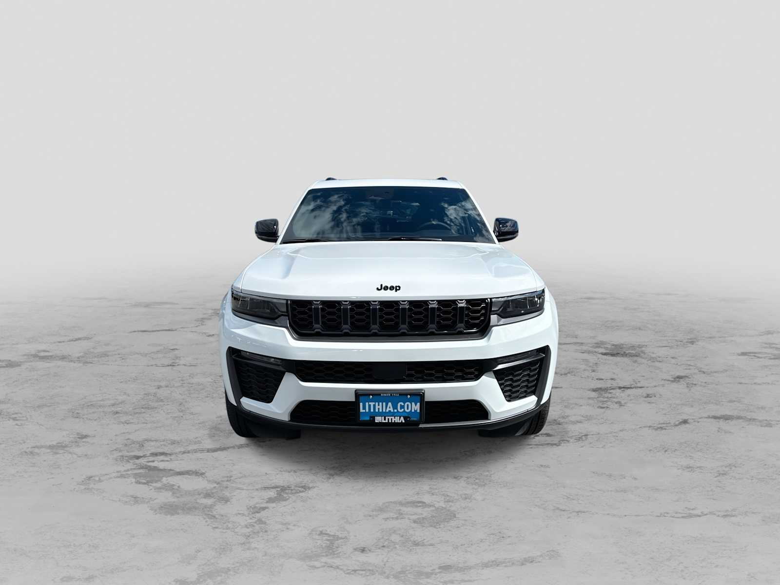 Thumbnail: 2026 Jeep Grand Cherokee - 3
